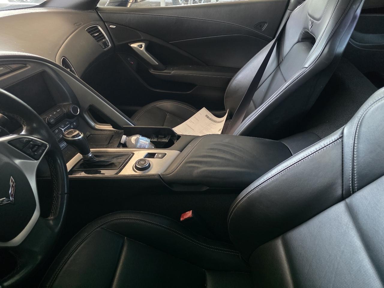 Chevrolet Corvette 2LT Coupe Automatic 2015