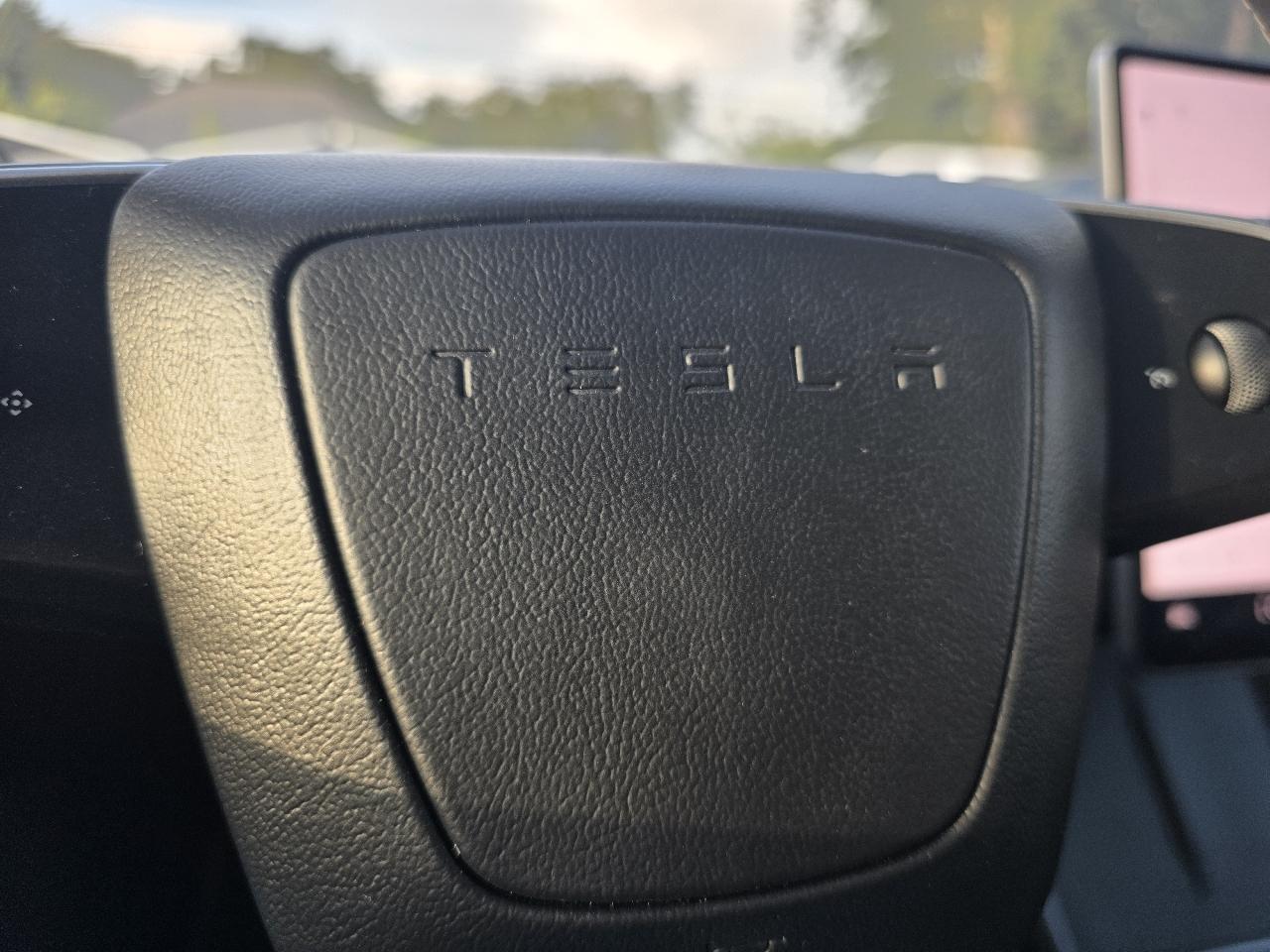 Tesla Model Y Performance 2026
