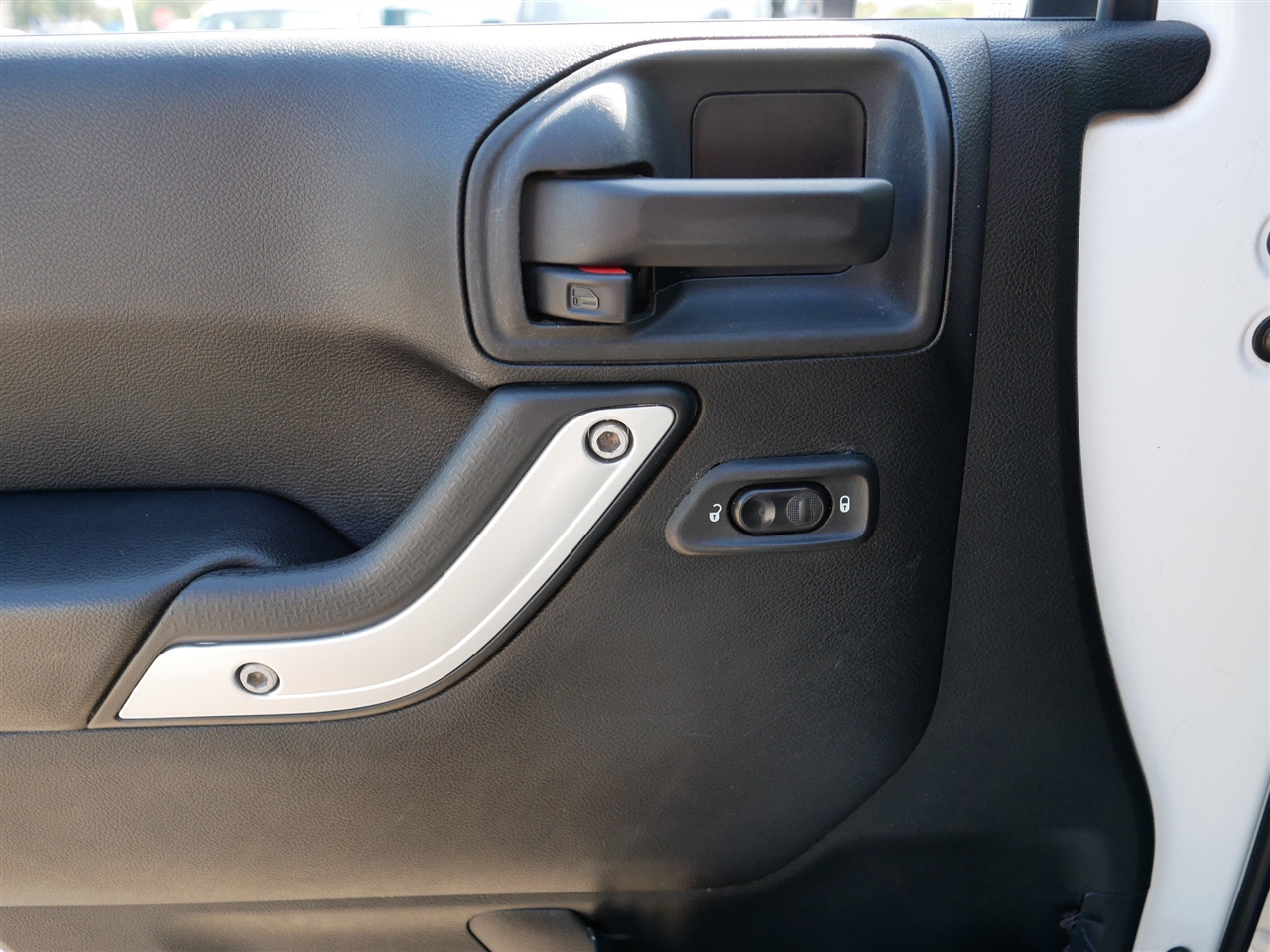Jeep Wrangler Sahara Unlimited 2015 Jeep Wrangler Sahara Unlimited 2015