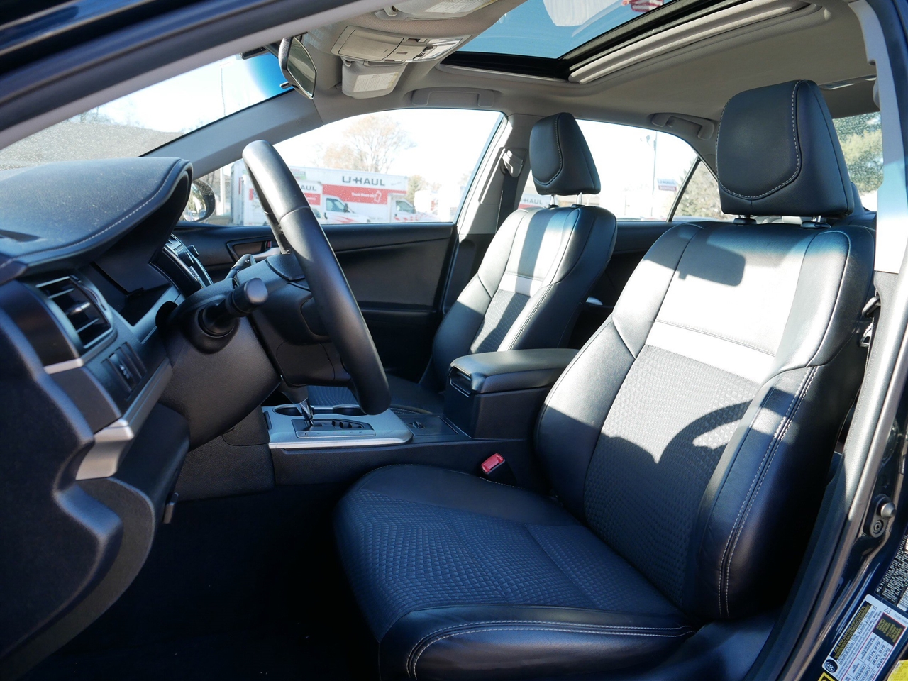 Toyota Camry Hybrid 4dr Sdn SE (Natl) 2014