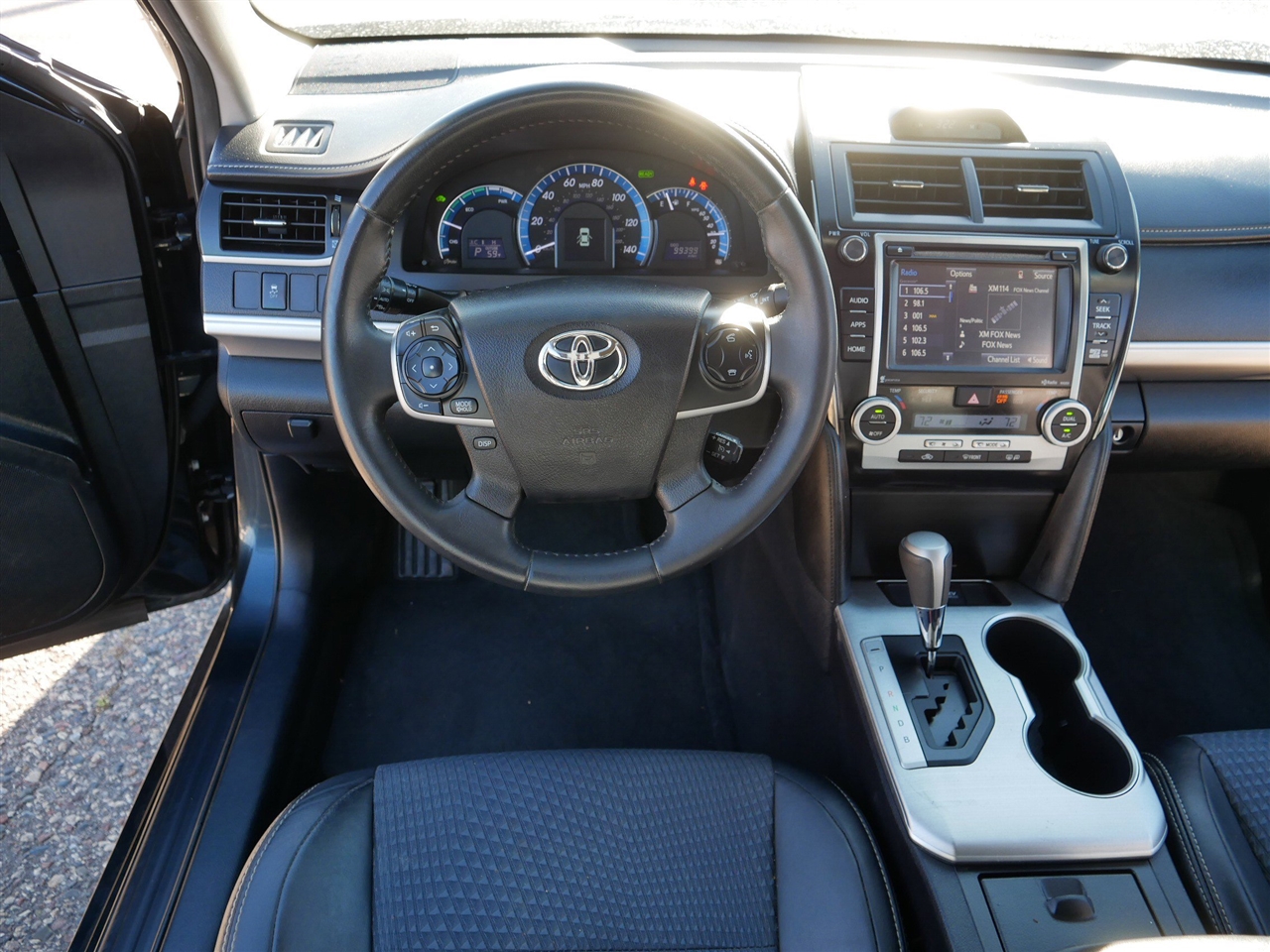 Toyota Camry Hybrid 4dr Sdn SE (Natl) 2014