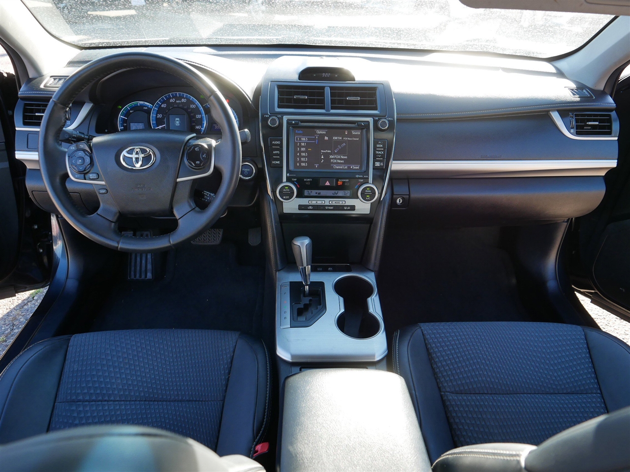 Toyota Camry Hybrid 4dr Sdn SE (Natl) 2014