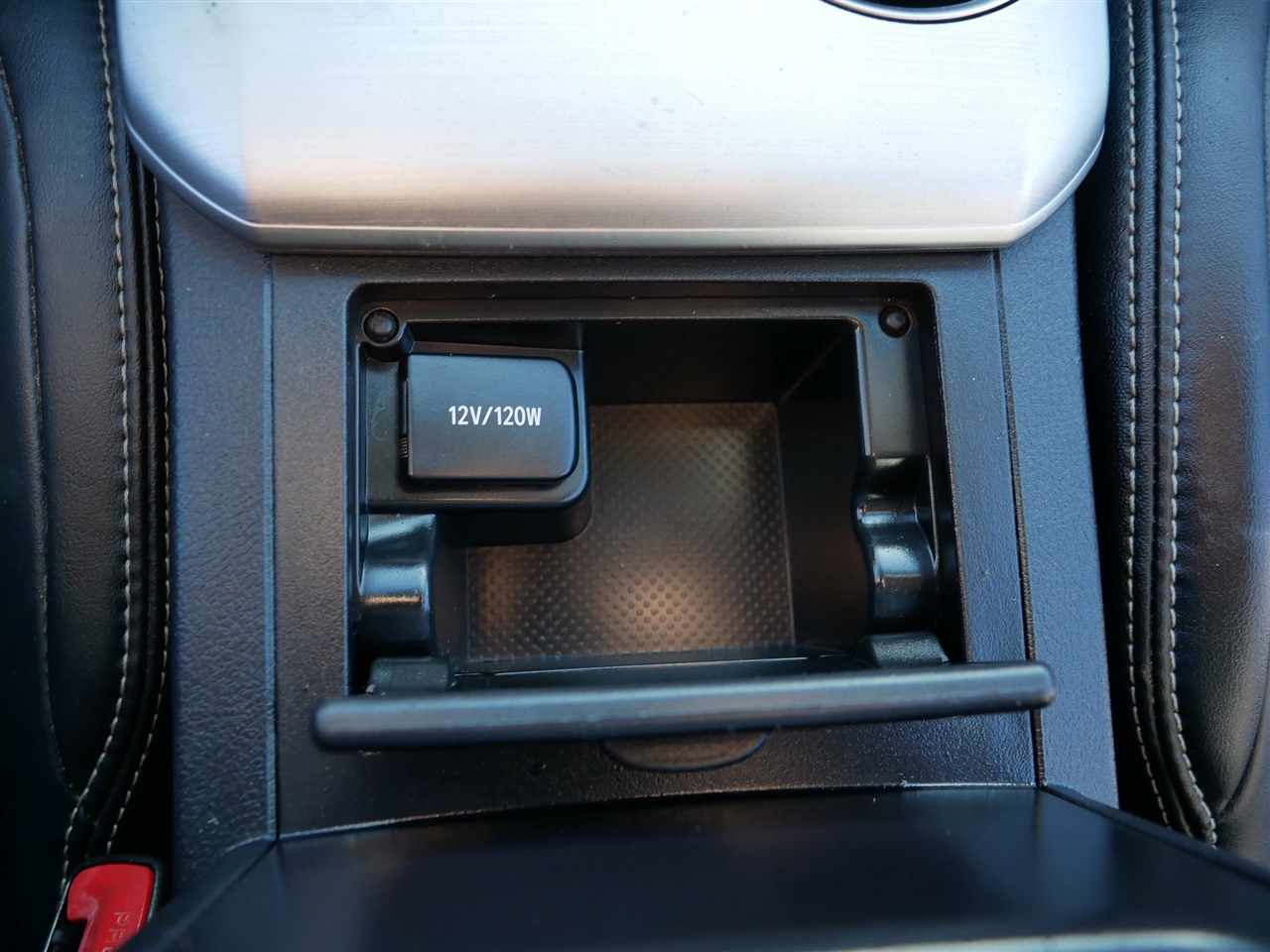 Toyota Camry Hybrid 4dr Sdn SE (Natl) 2014