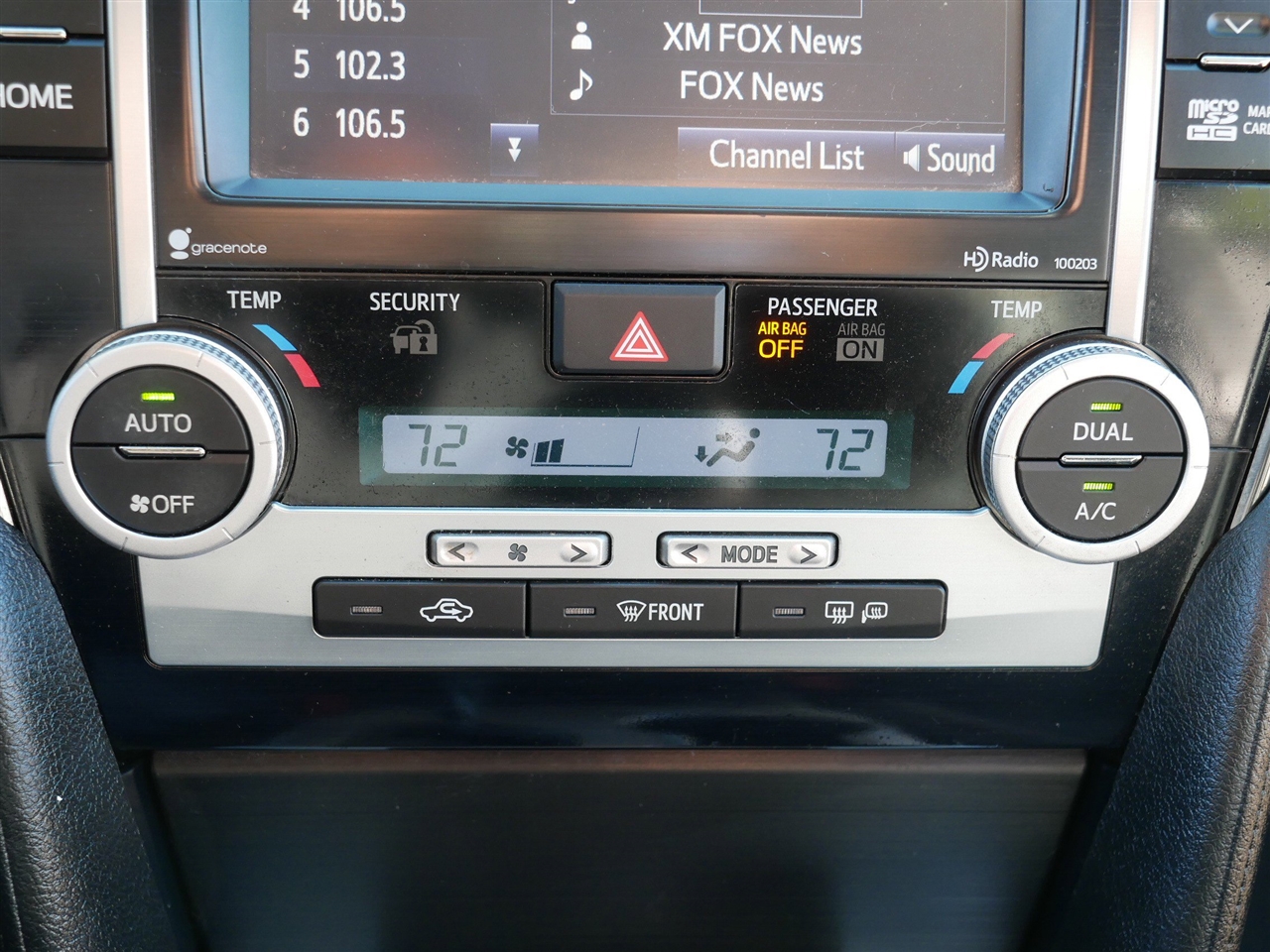 Toyota Camry Hybrid 4dr Sdn SE (Natl) 2014