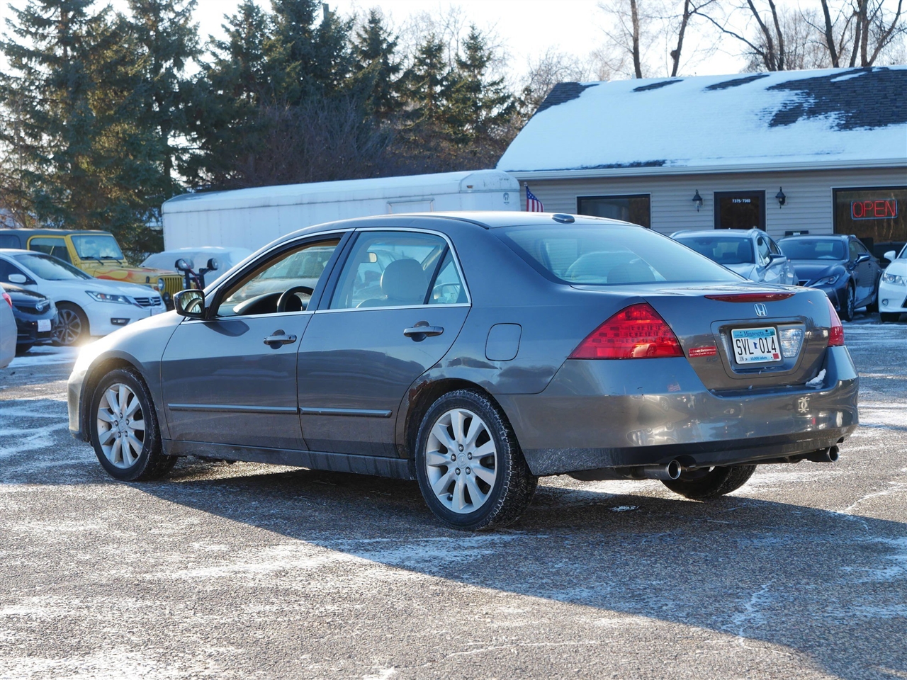 Honda Accord EX V-6 Sedan AT w/ XM Radio 2006