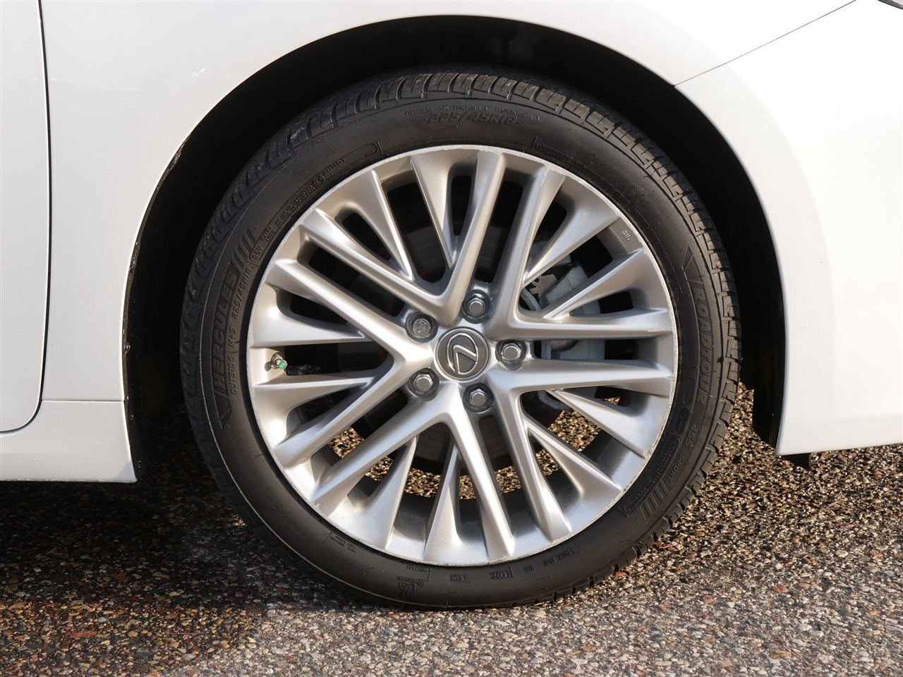 Lexus ES 300 Luxury Sport Sdn 4dr Sdn 2015