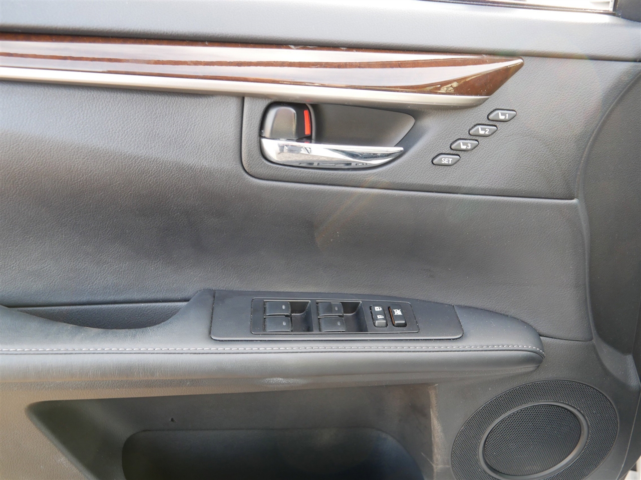 Lexus ES 300 Luxury Sport Sdn 4dr Sdn 2015