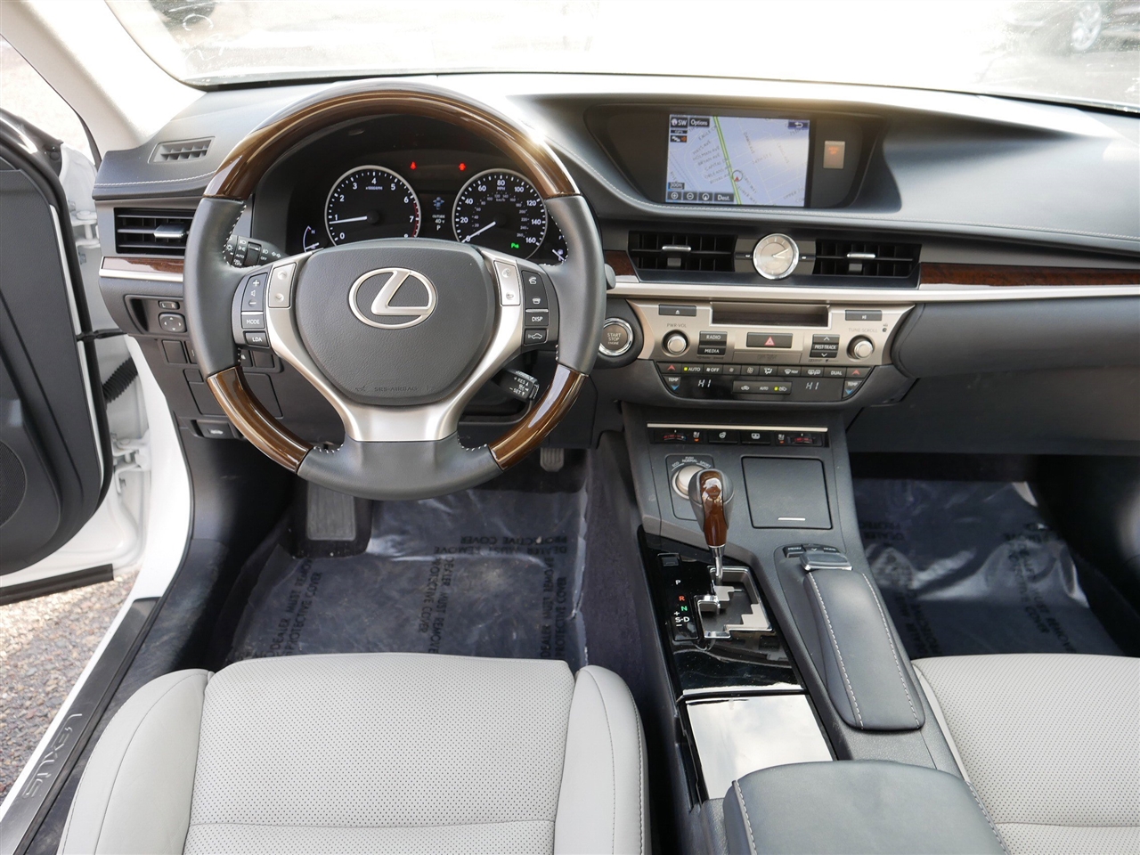 Lexus ES 300 Luxury Sport Sdn 4dr Sdn 2015