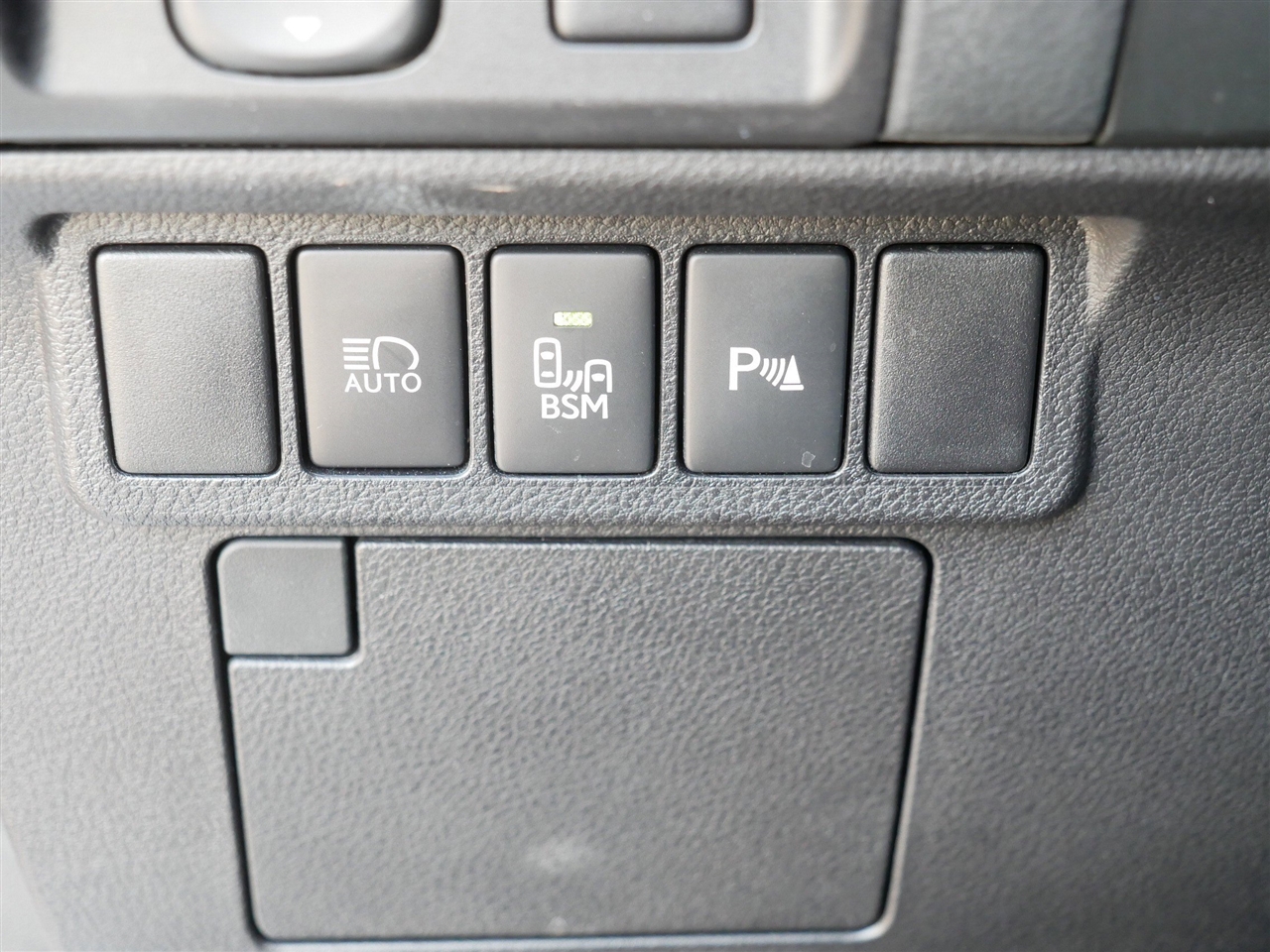 Lexus ES 300 Luxury Sport Sdn 4dr Sdn 2015