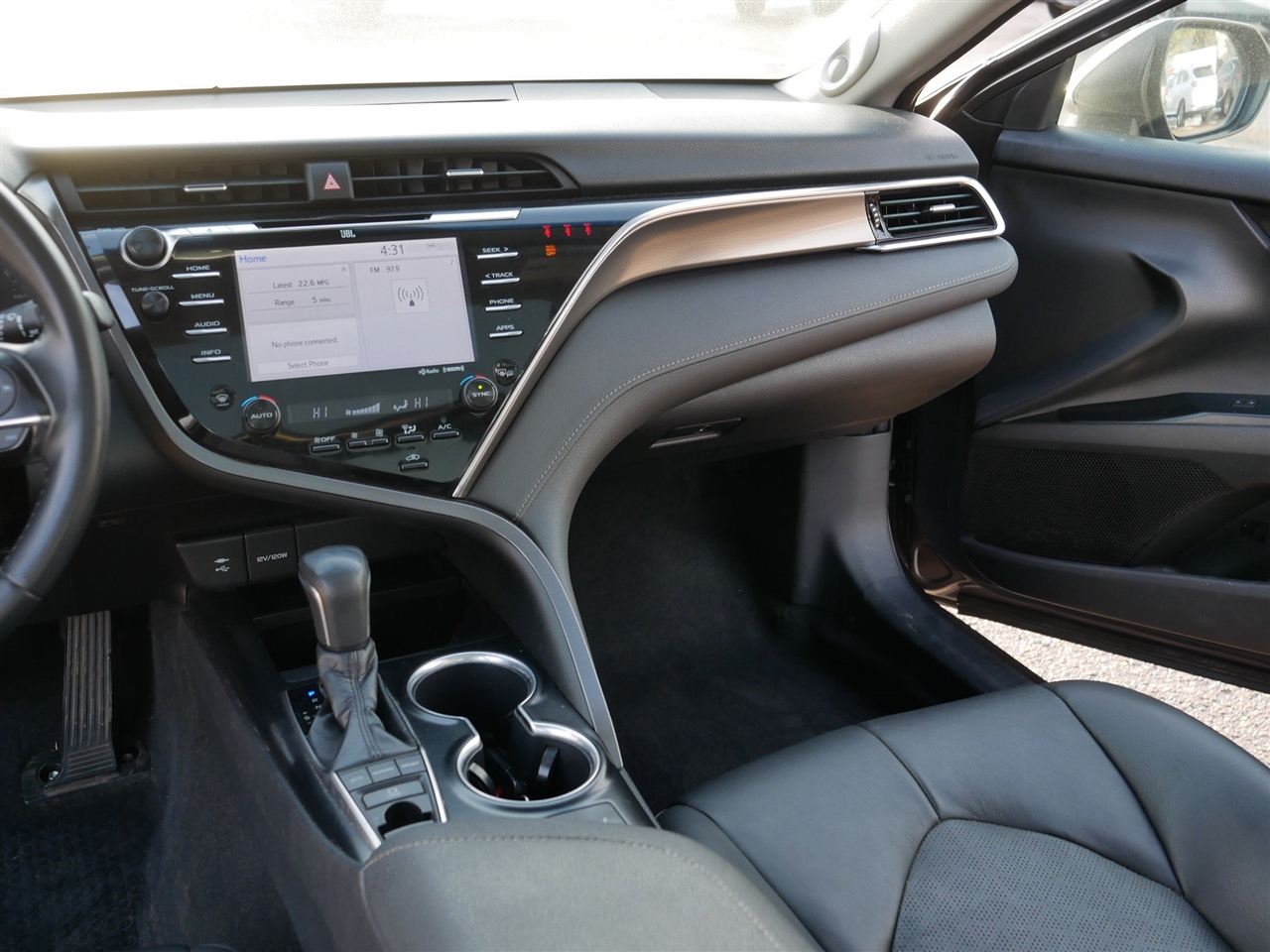 Toyota Camry XSE V6 2018