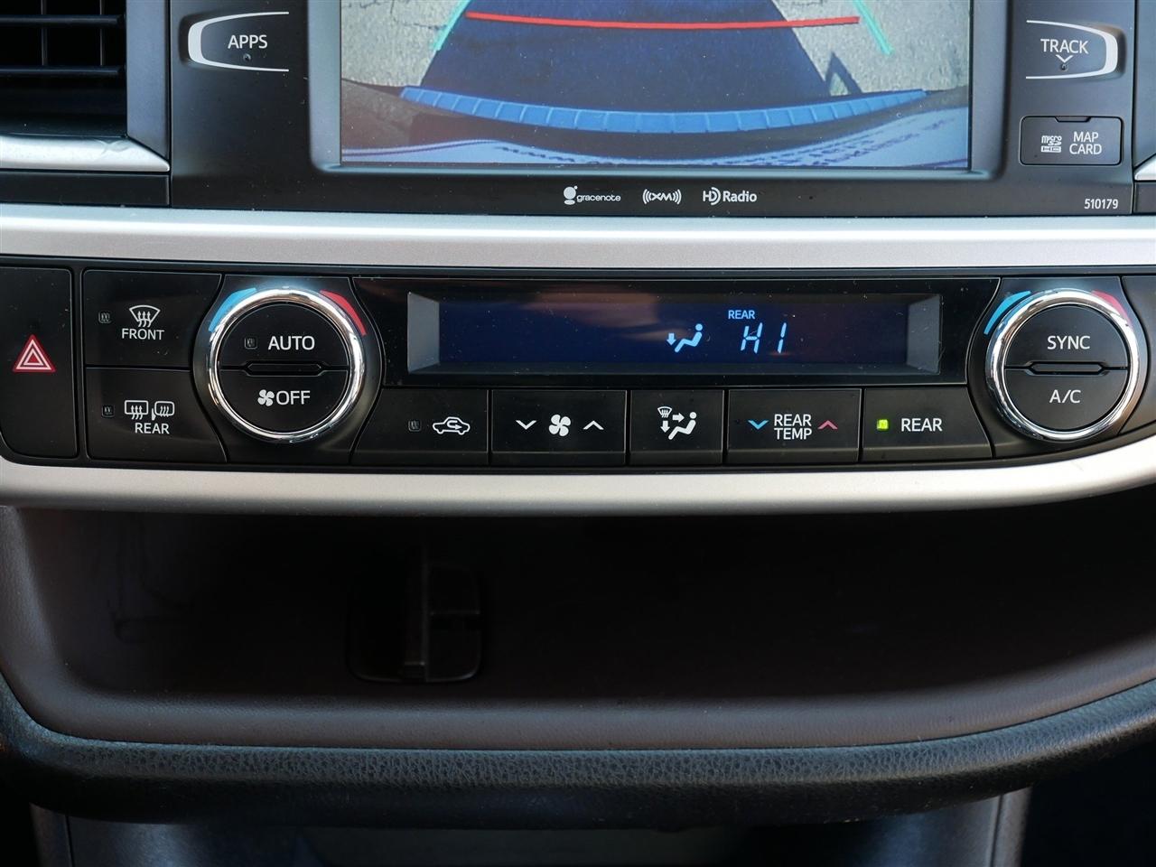 Toyota Highlander XLE AWD V6 2017