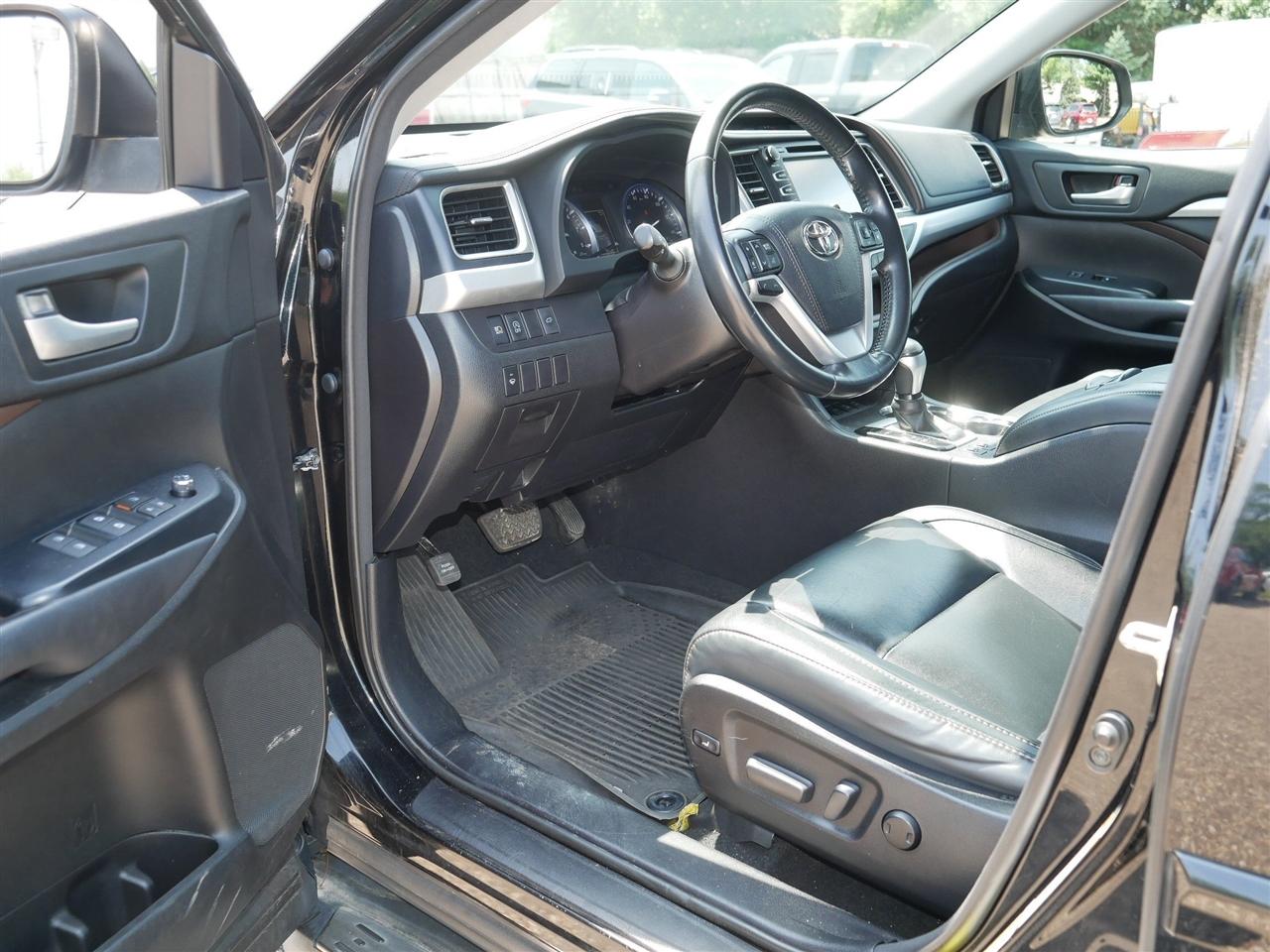 Toyota Highlander  2017