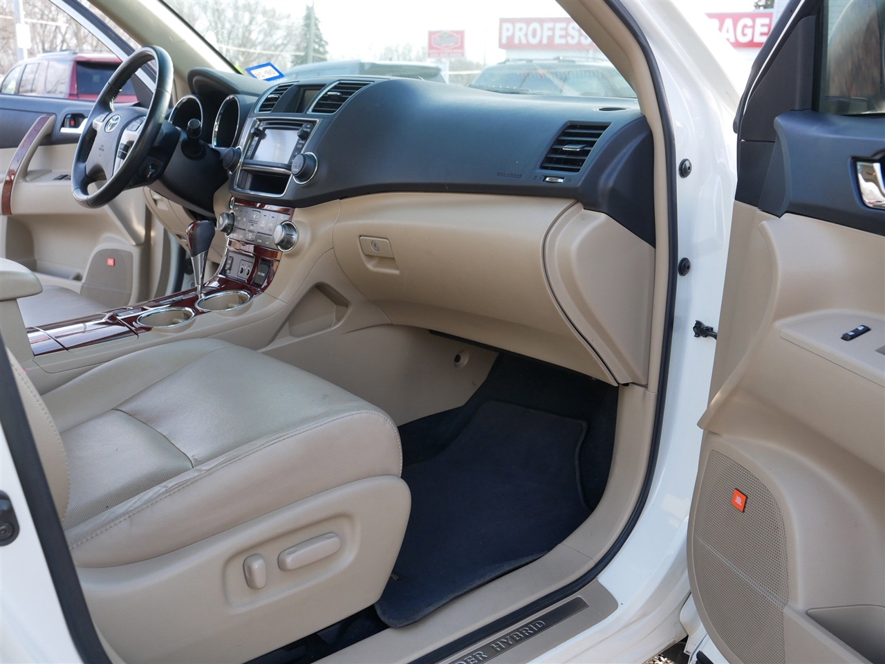 Toyota Highlander Hybrid Limited 4WD 2013