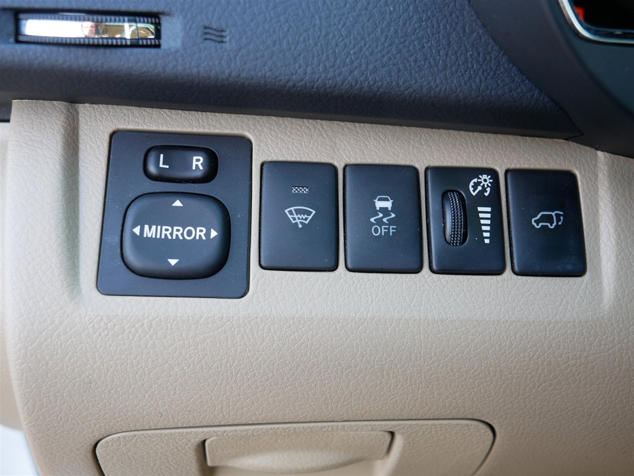 Toyota Highlander Hybrid Limited 4WD 2013