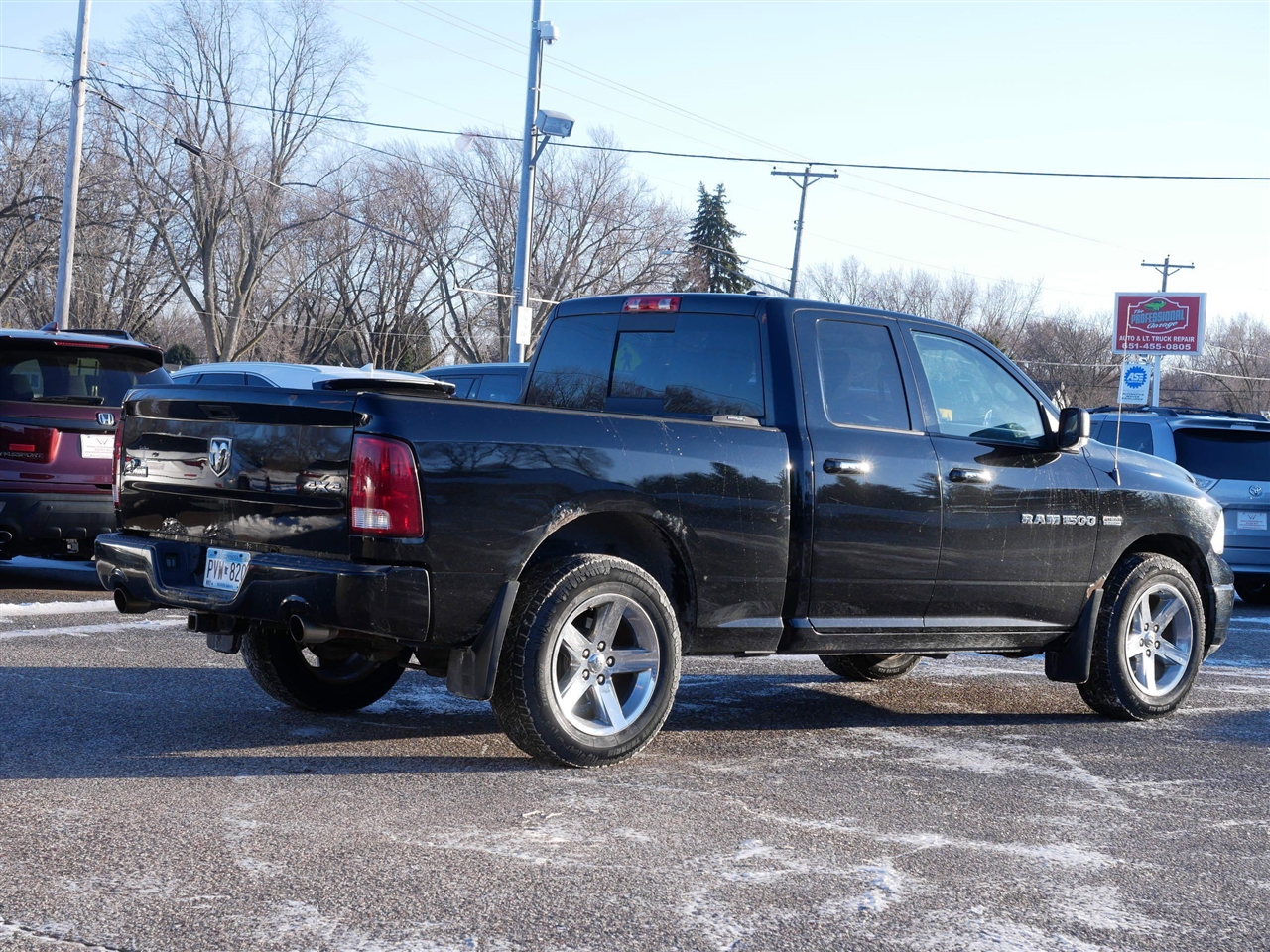 RAM 1500 SLT Quad Cab 4WD 2012