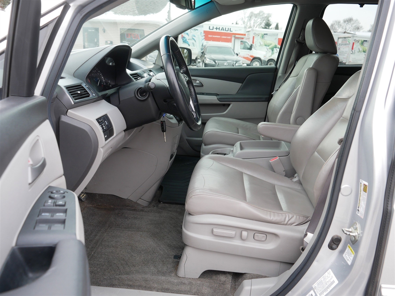 Honda Odyssey EX-L AT with RES 2012