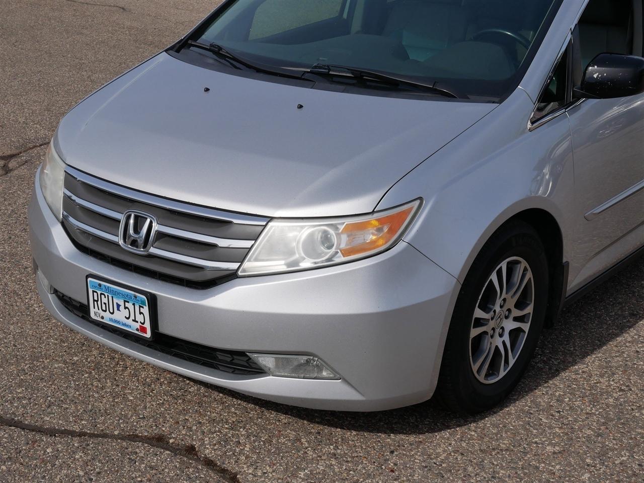 Honda Odyssey EX-L AT with RES 2012