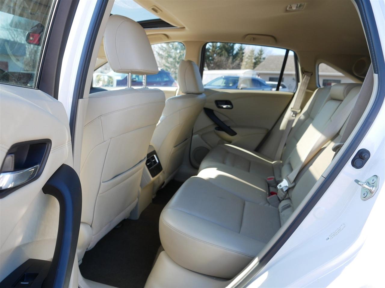 Acura RDX 6-Spd AT AWD w/Advance Package 2017