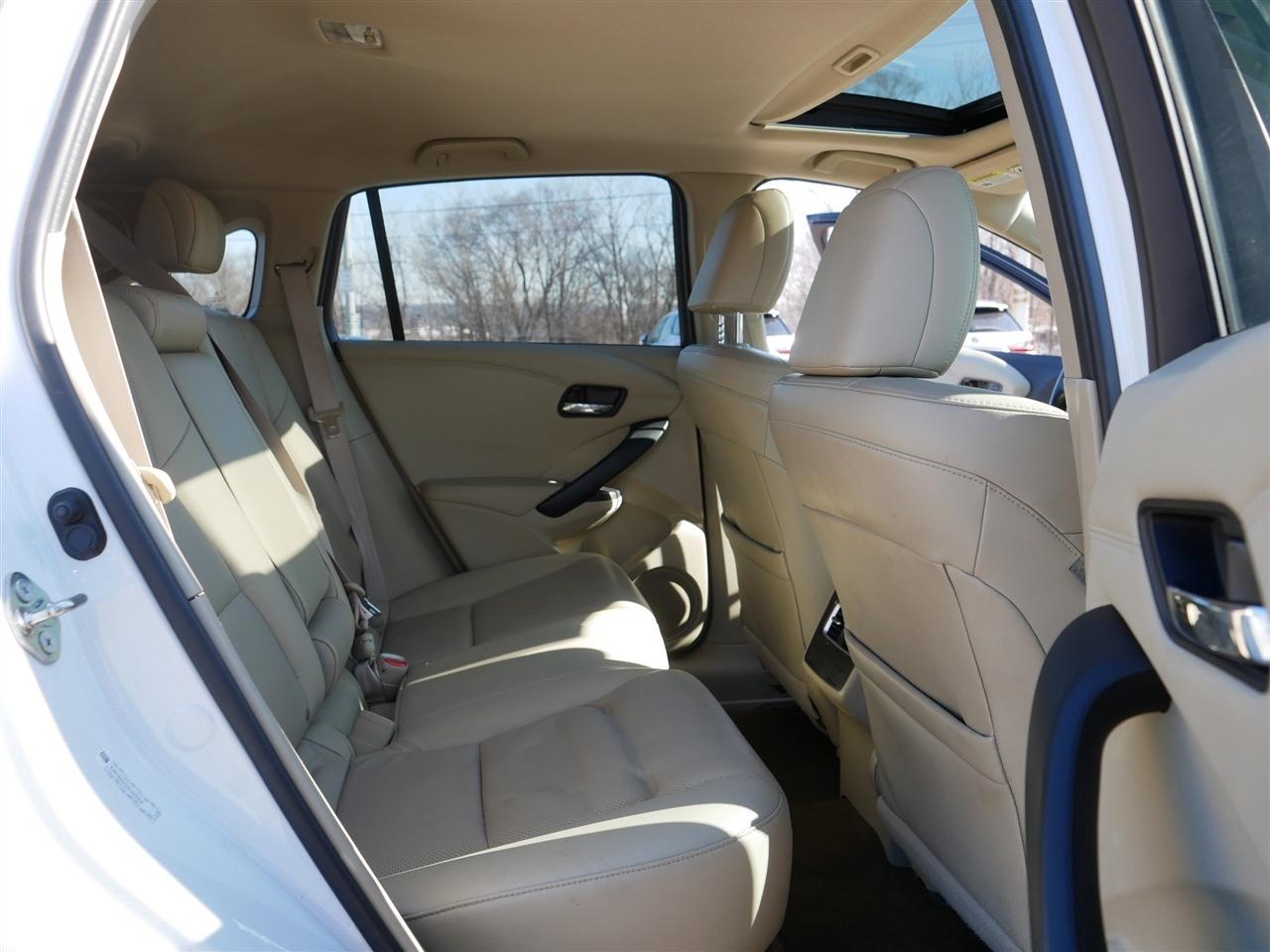 Acura RDX 6-Spd AT AWD w/Advance Package 2017