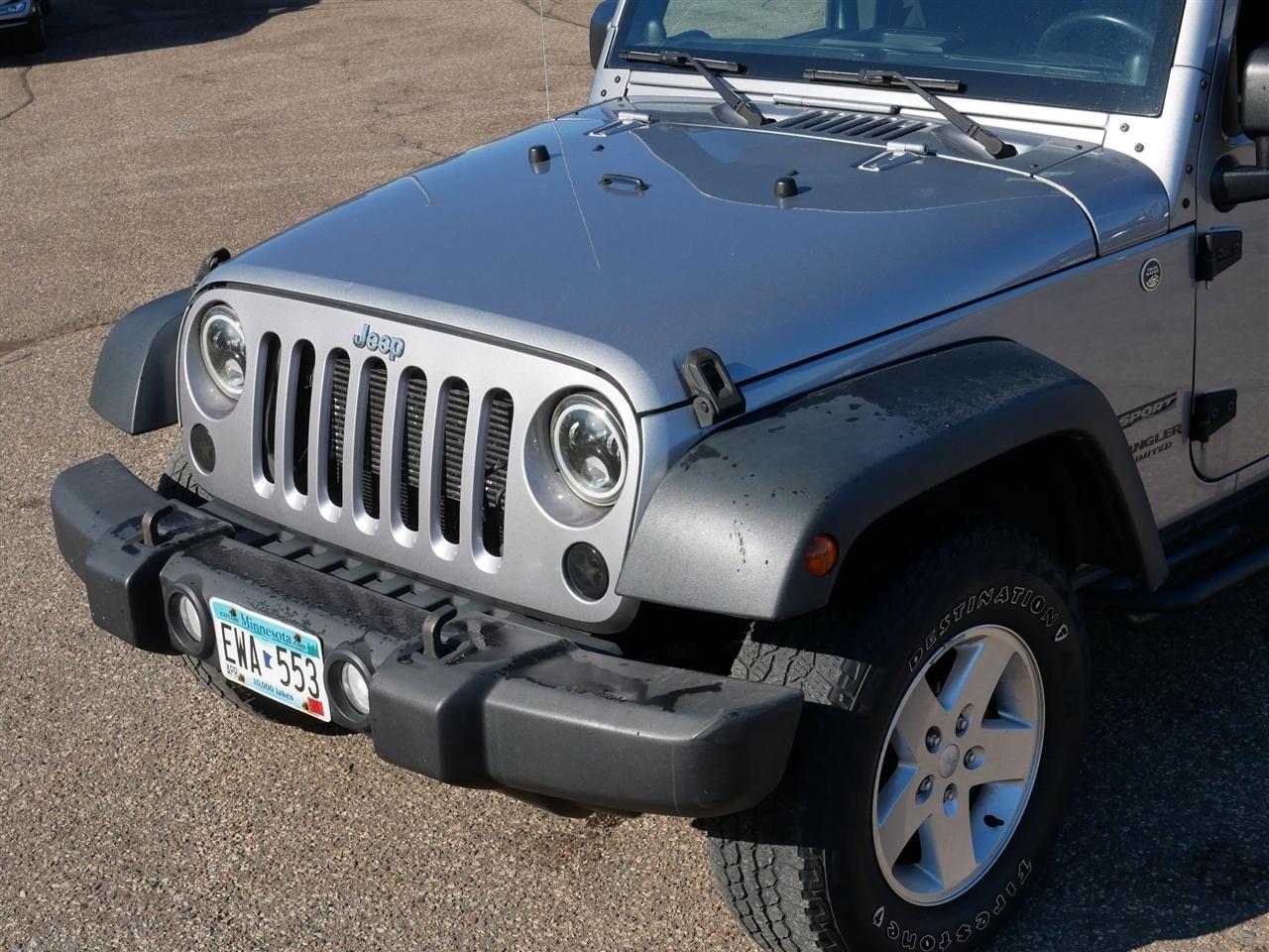 Jeep Wrangler Unlimited Sport 4WD 2013