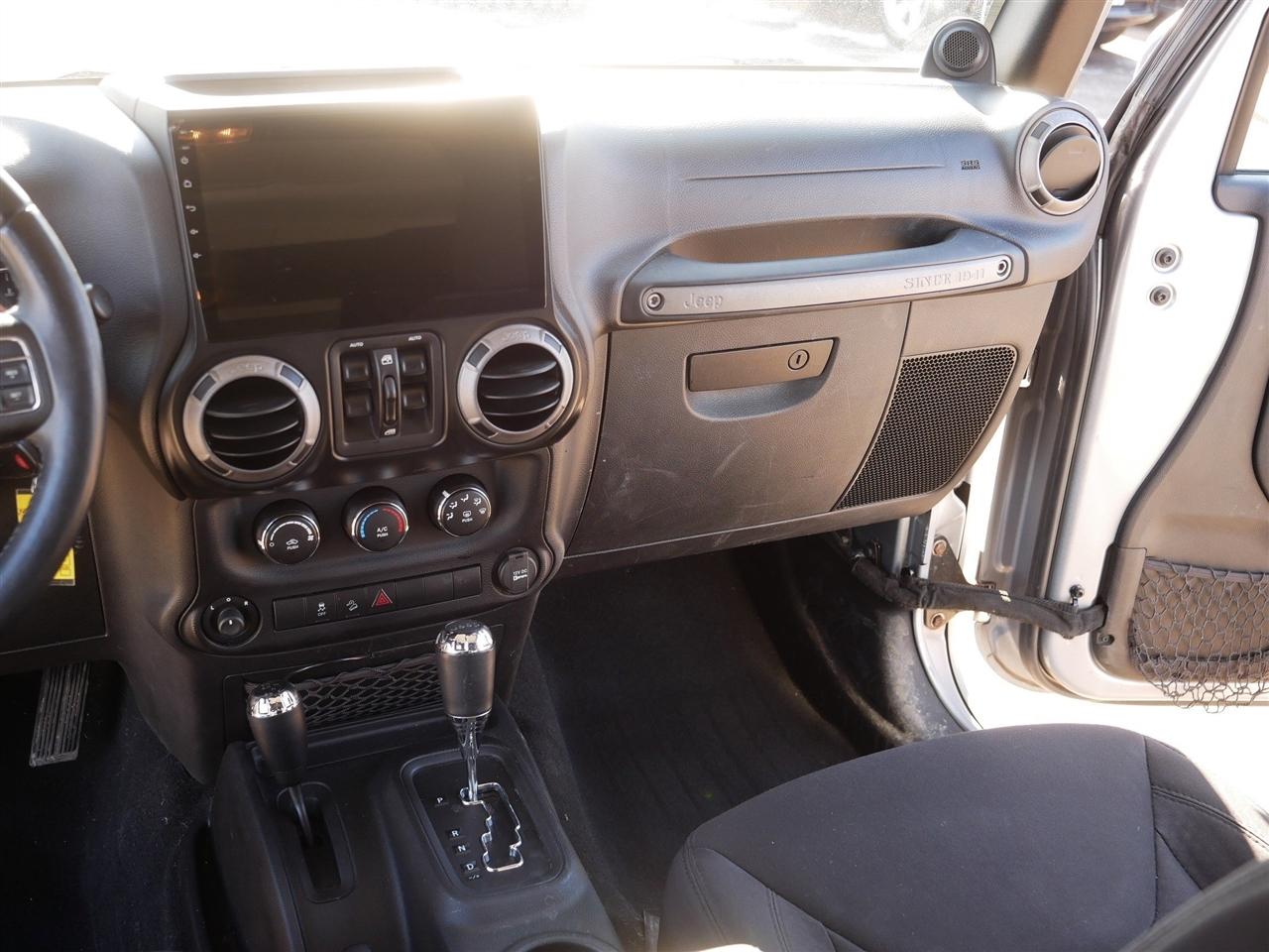 Jeep Wrangler Unlimited Sport 4WD 2013