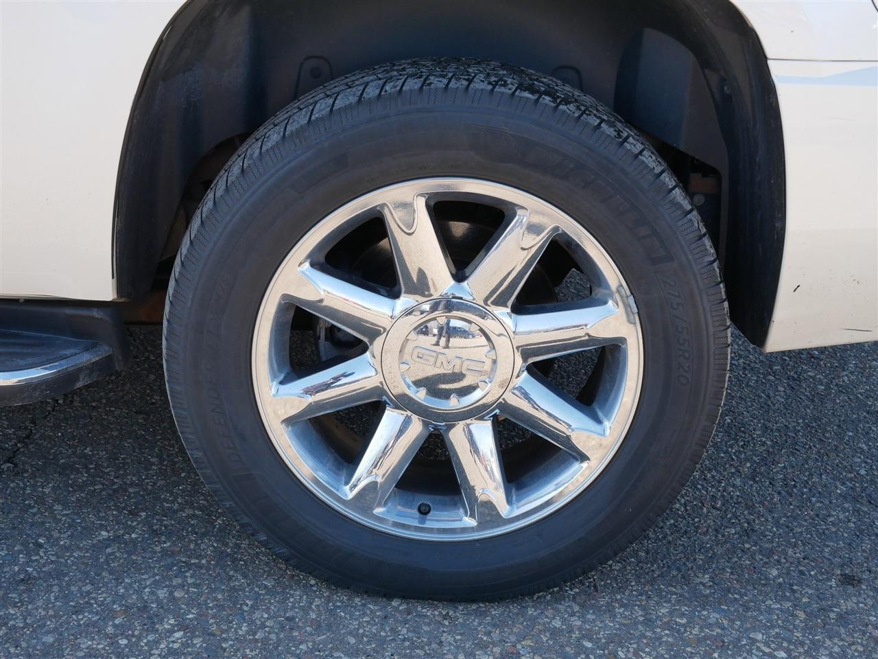 GMC Yukon Denali 4WD 2013