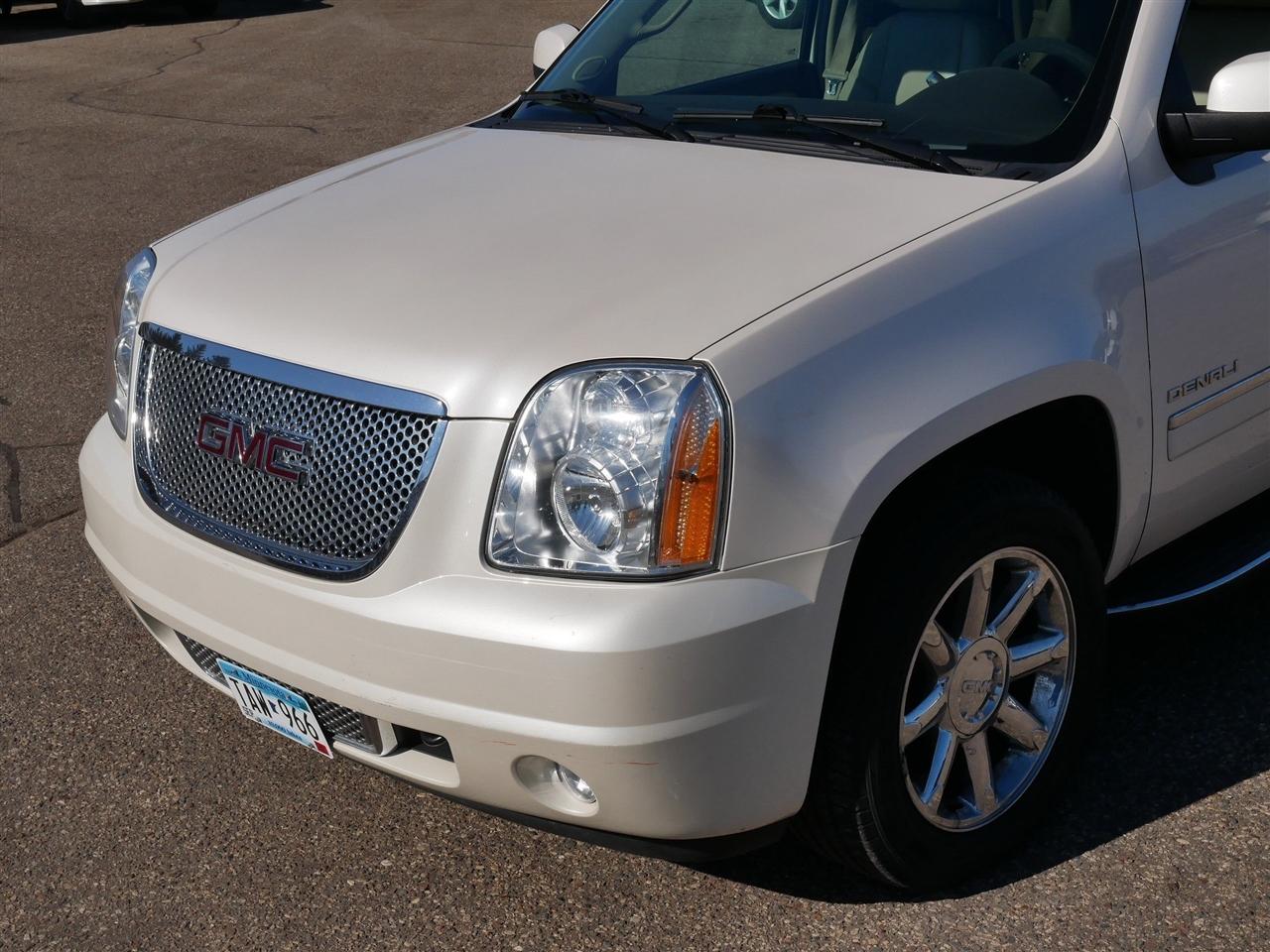 GMC Yukon Denali 4WD 2013