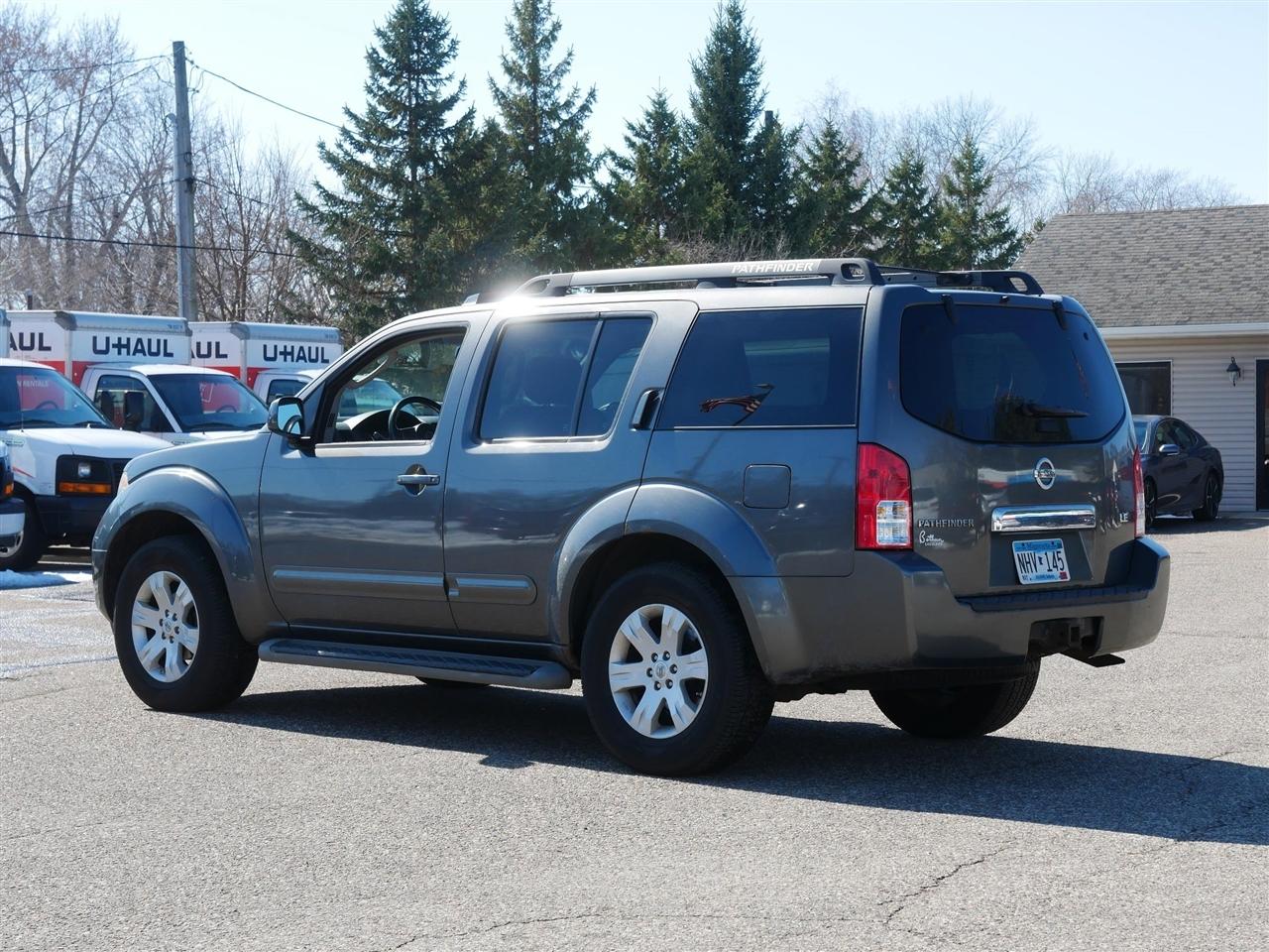 Nissan Pathfinder LE 4WD 2007