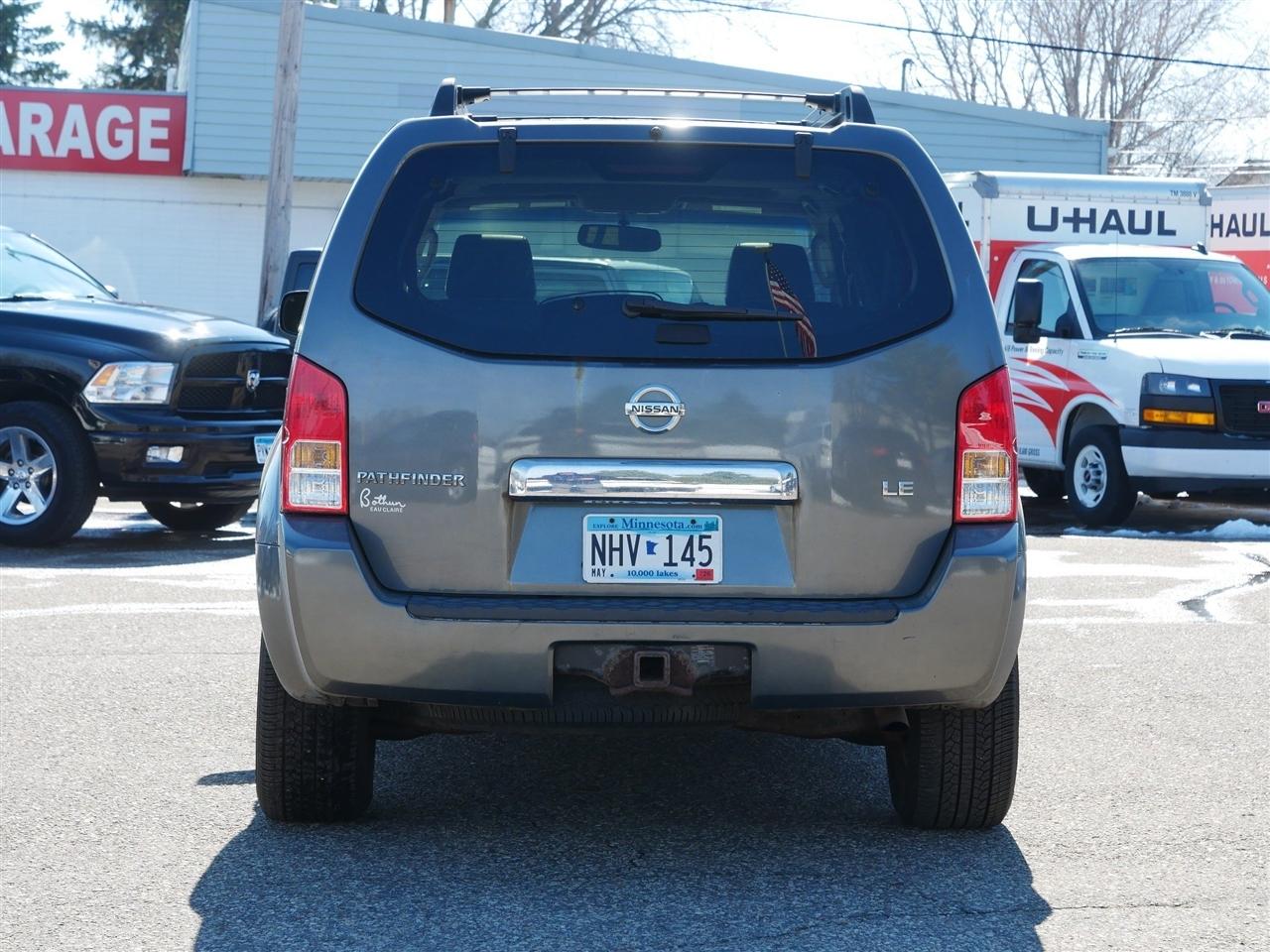 Nissan Pathfinder LE 4WD 2007