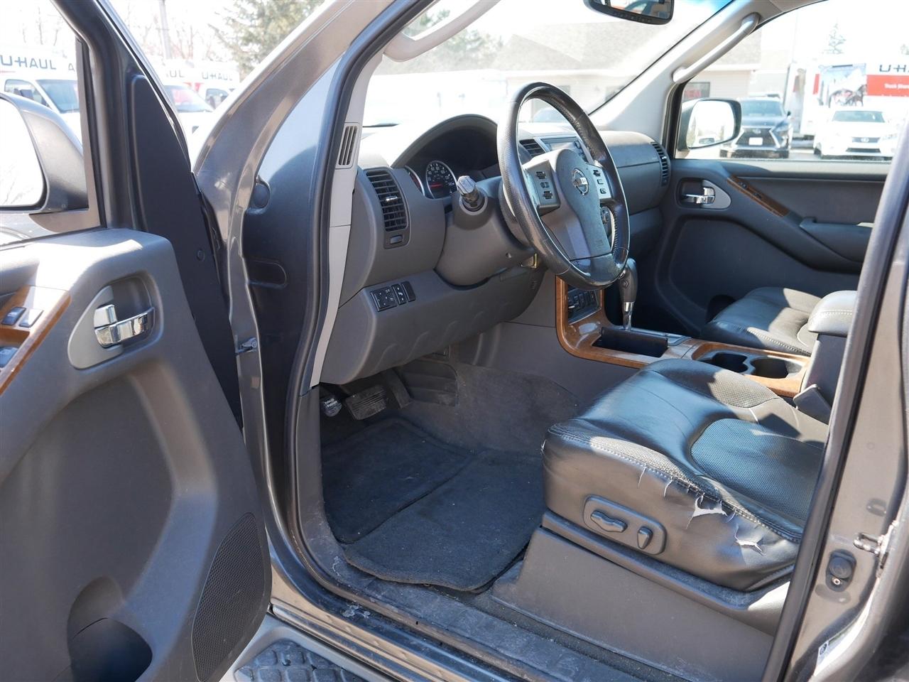 Nissan Pathfinder LE 4WD 2007