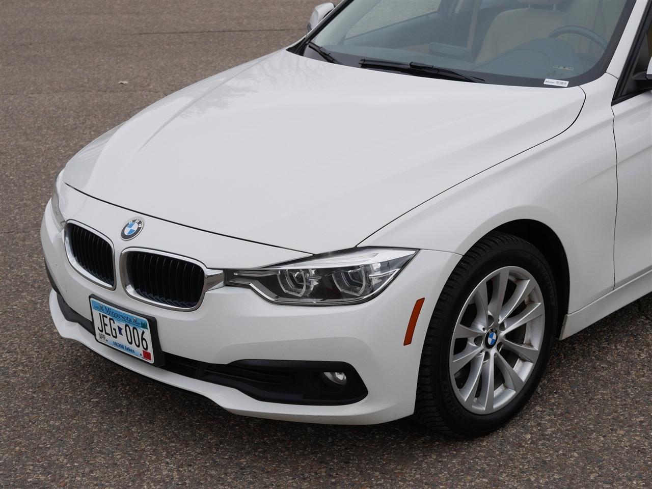 BMW 3-Series 320i xDrive Sedan 2017