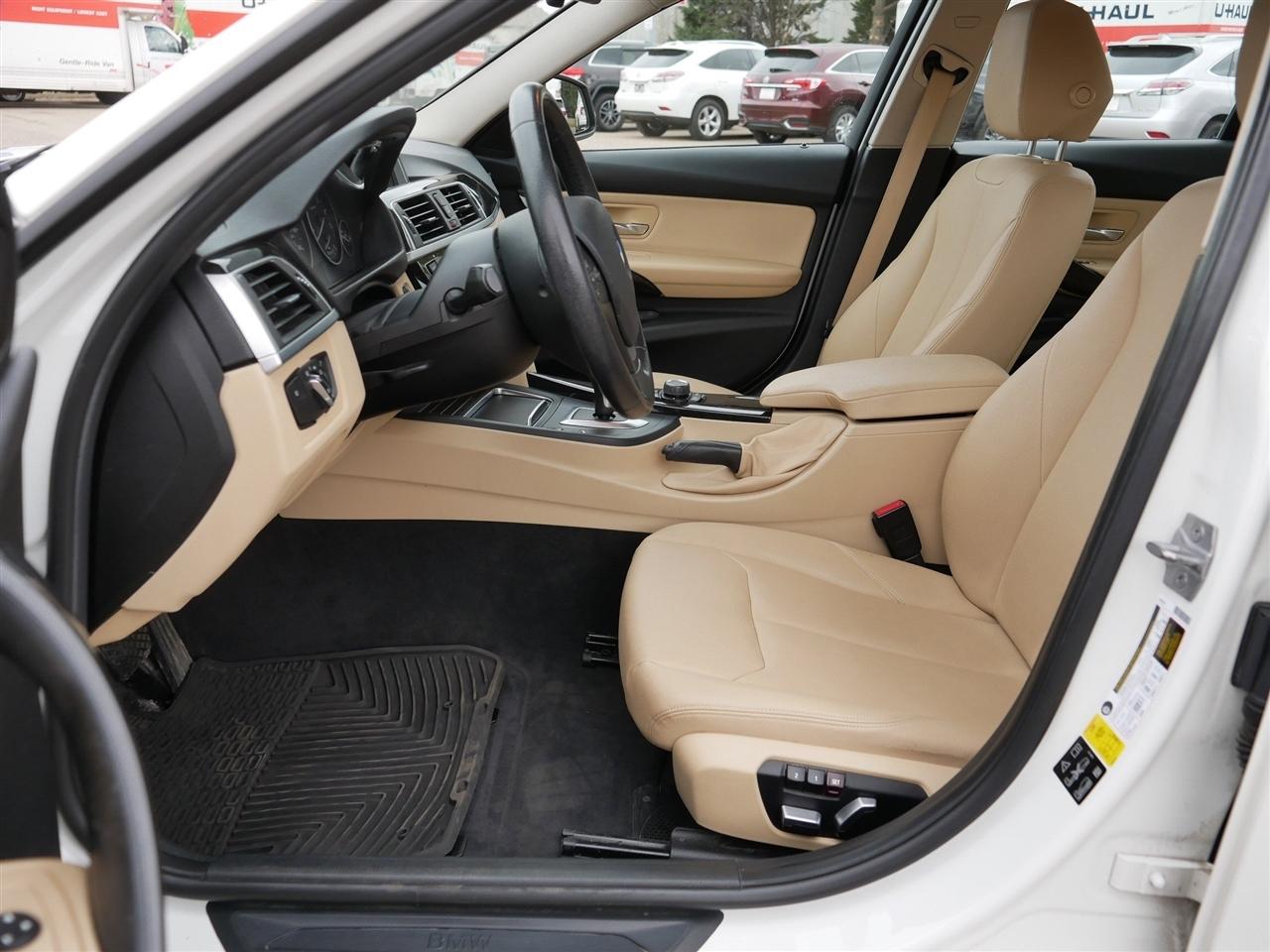 BMW 3-Series 320i xDrive Sedan 2017