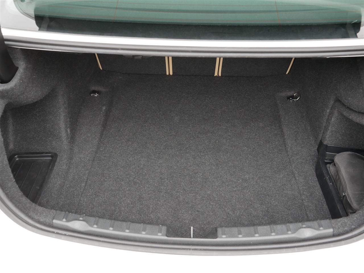 BMW 3-Series 320i xDrive Sedan 2017