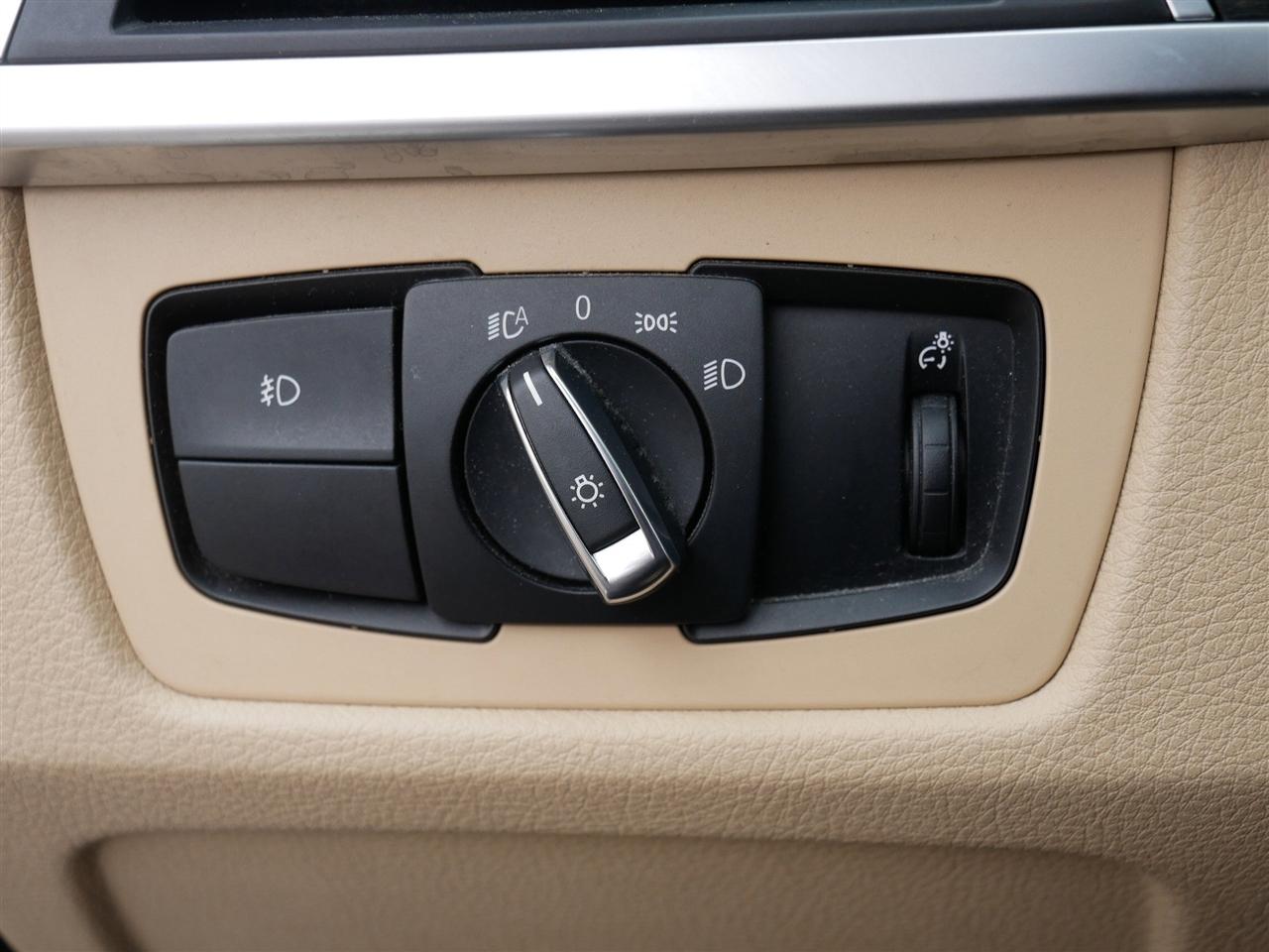 BMW 3-Series 320i xDrive Sedan 2017