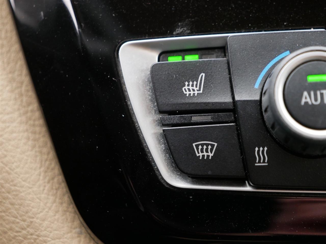 BMW 3-Series 320i xDrive Sedan 2017