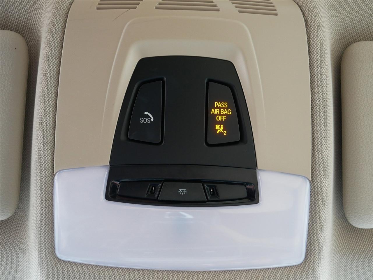 BMW 3-Series 320i xDrive Sedan 2017