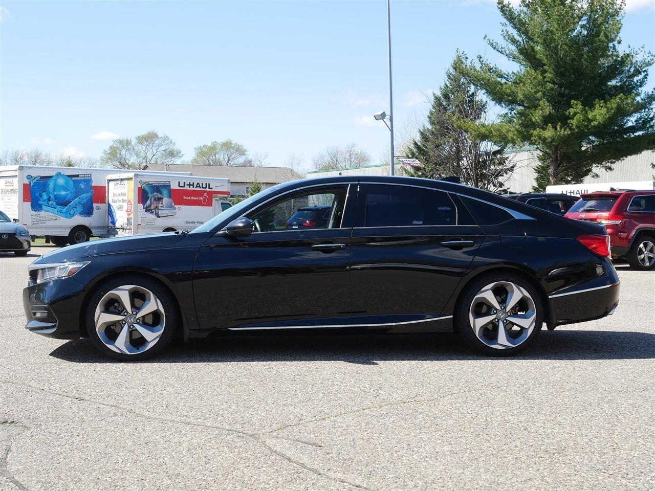 Honda Accord Touring 2.0T 10A 2018