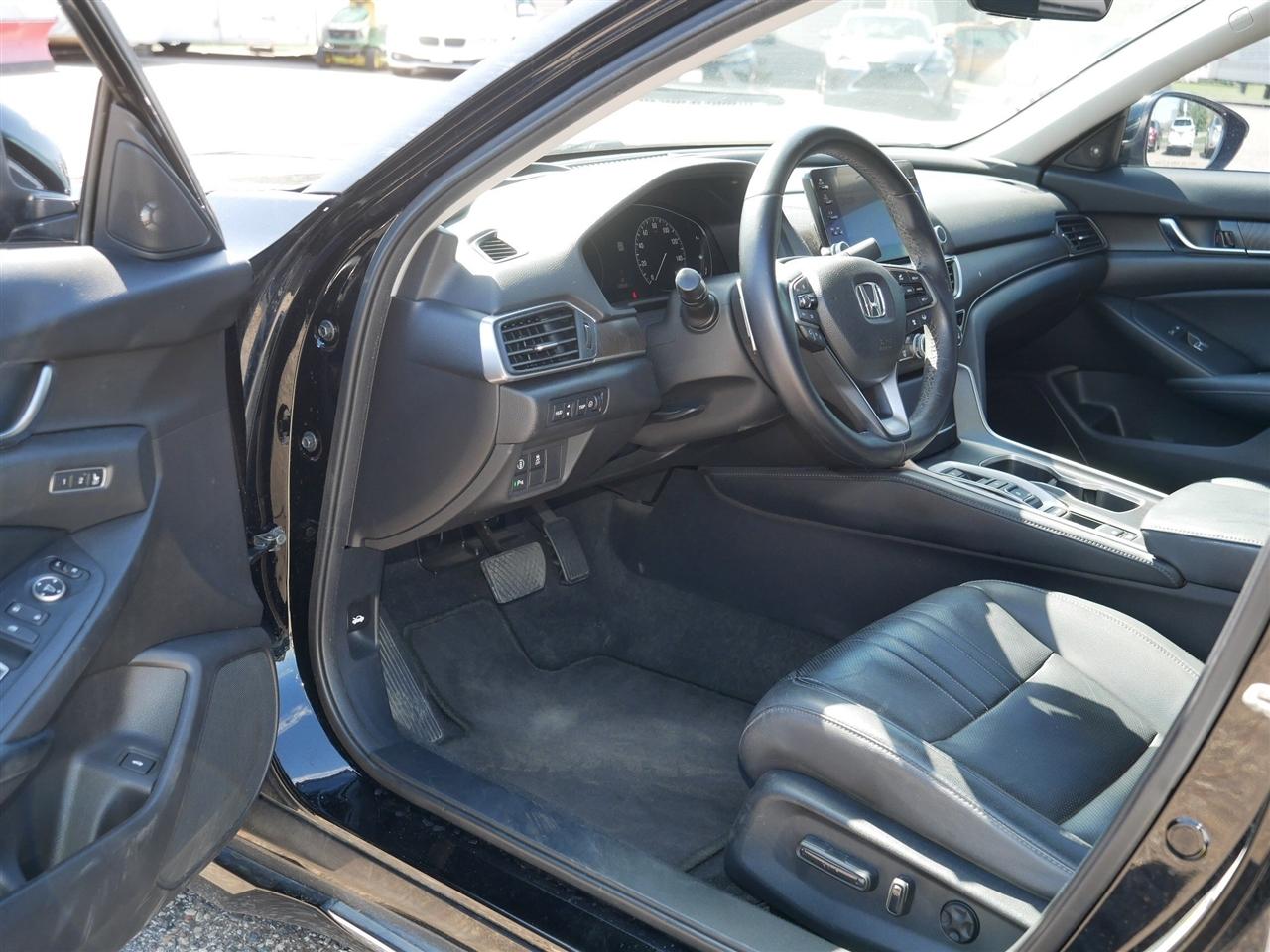Honda Accord Touring 2.0T 10A 2018