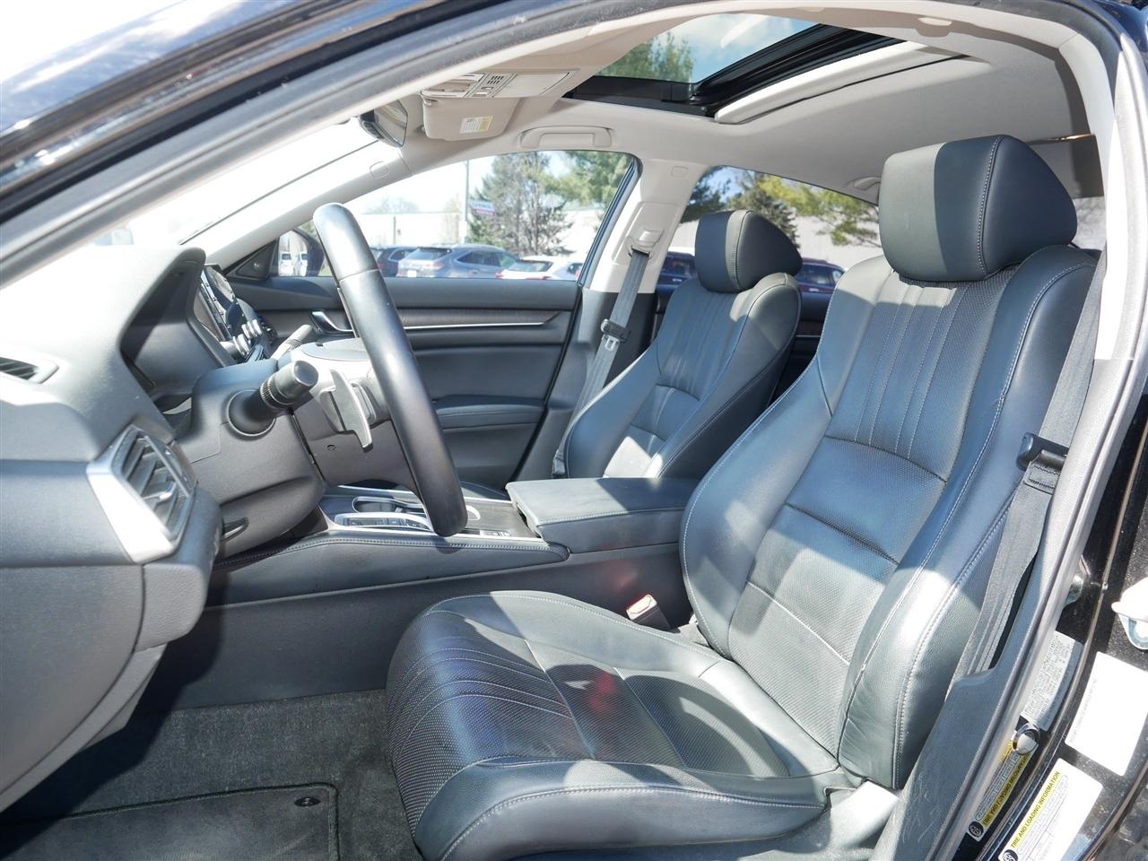 Honda Accord Touring 2.0T 10A 2018