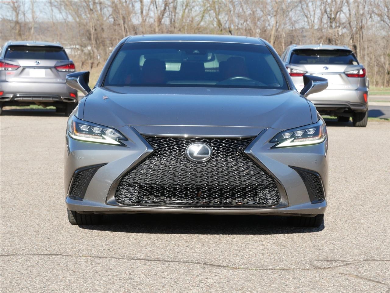 Lexus ES 350 F SPORT 2019
