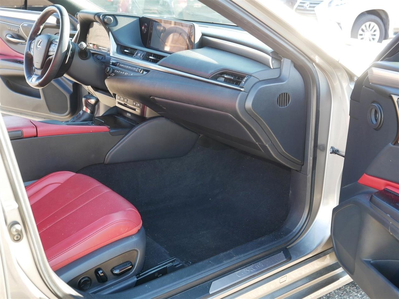 Lexus ES 350 F SPORT 2019