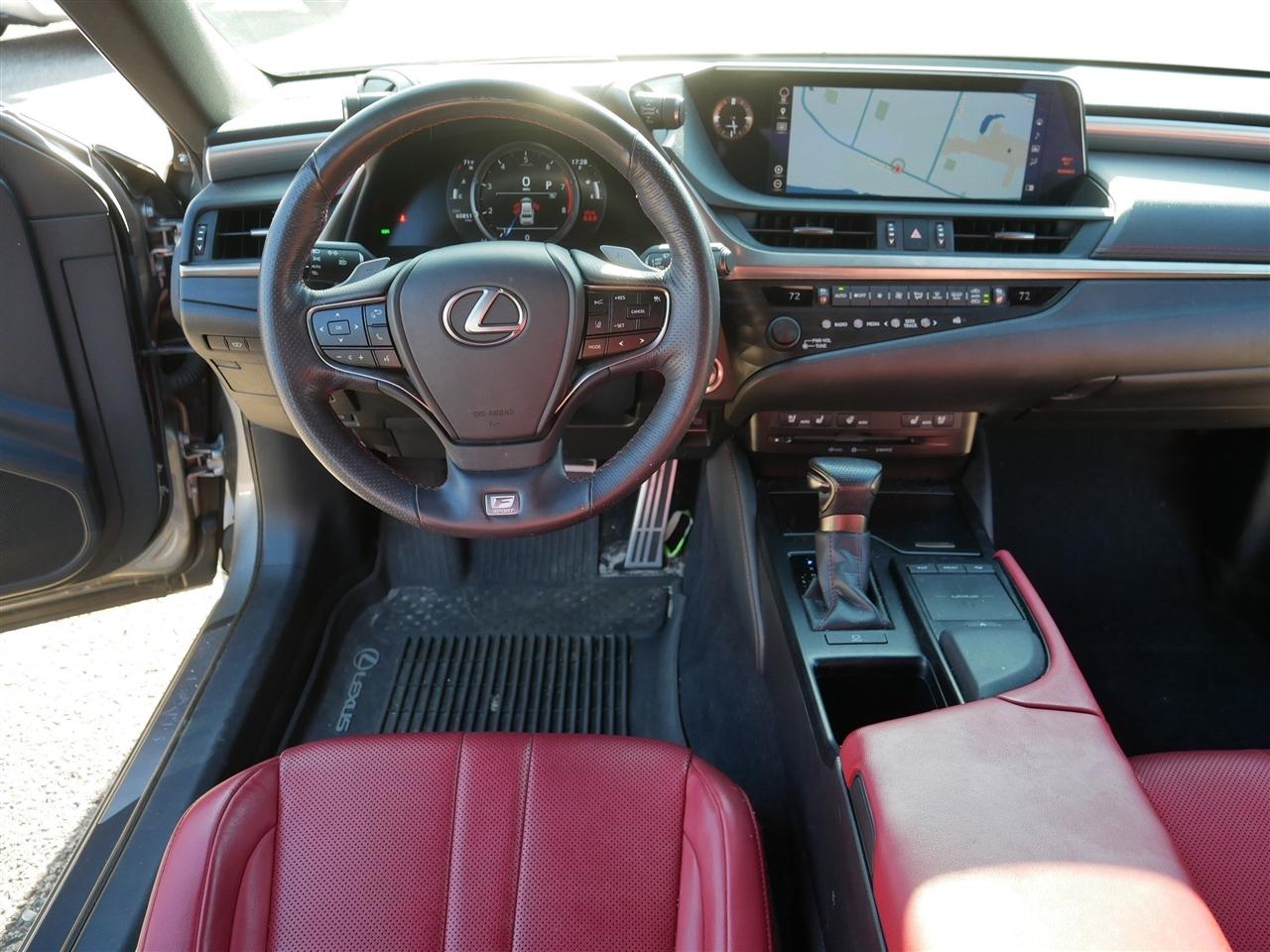 Lexus ES 350 F SPORT 2019