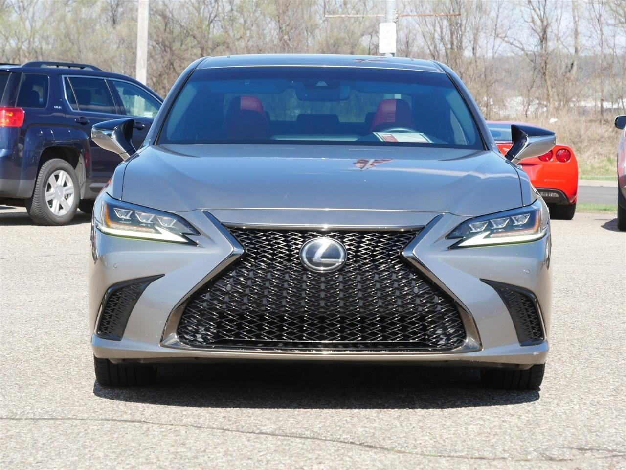 Lexus ES 350 F SPORT 2019
