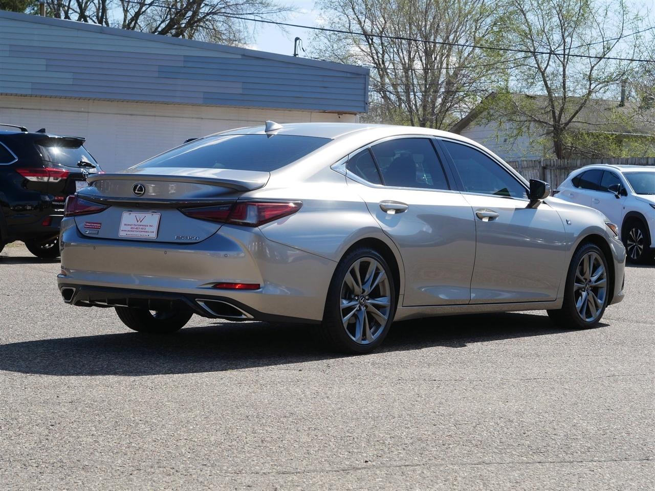 Lexus ES 350 F SPORT 2019