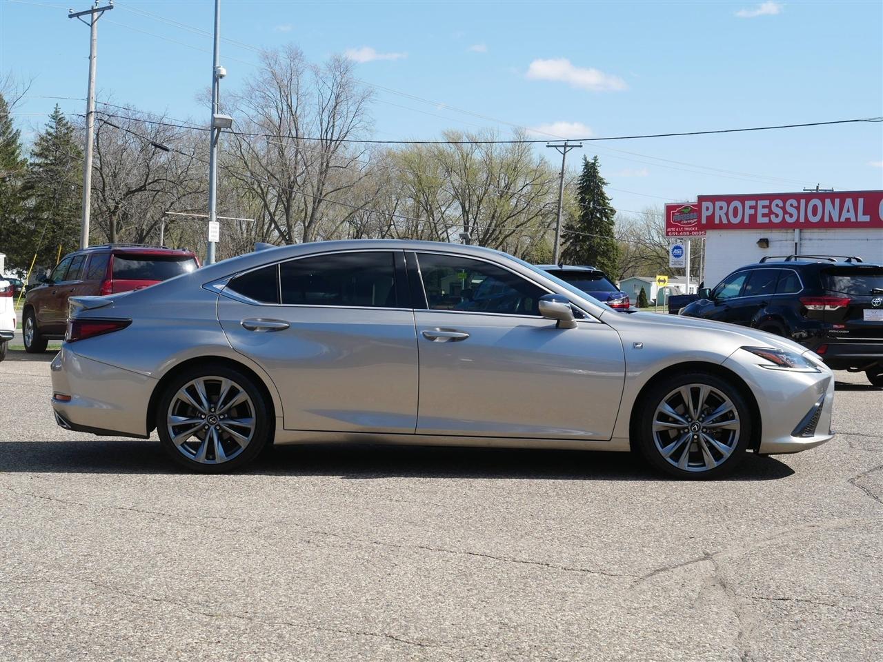 Lexus ES 350 F SPORT 2019