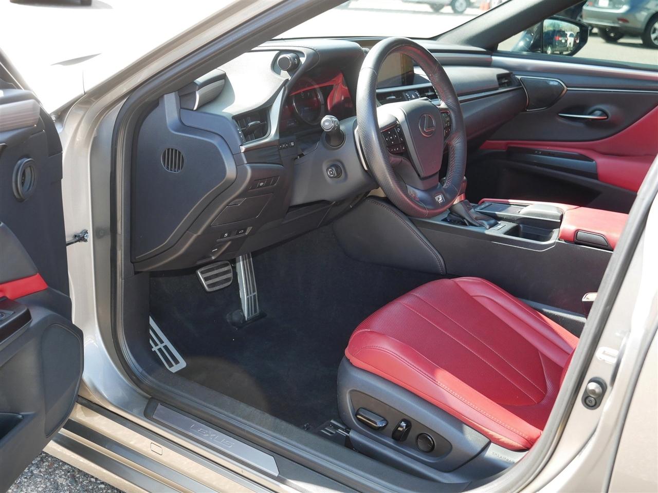 Lexus ES 350 F SPORT 2019