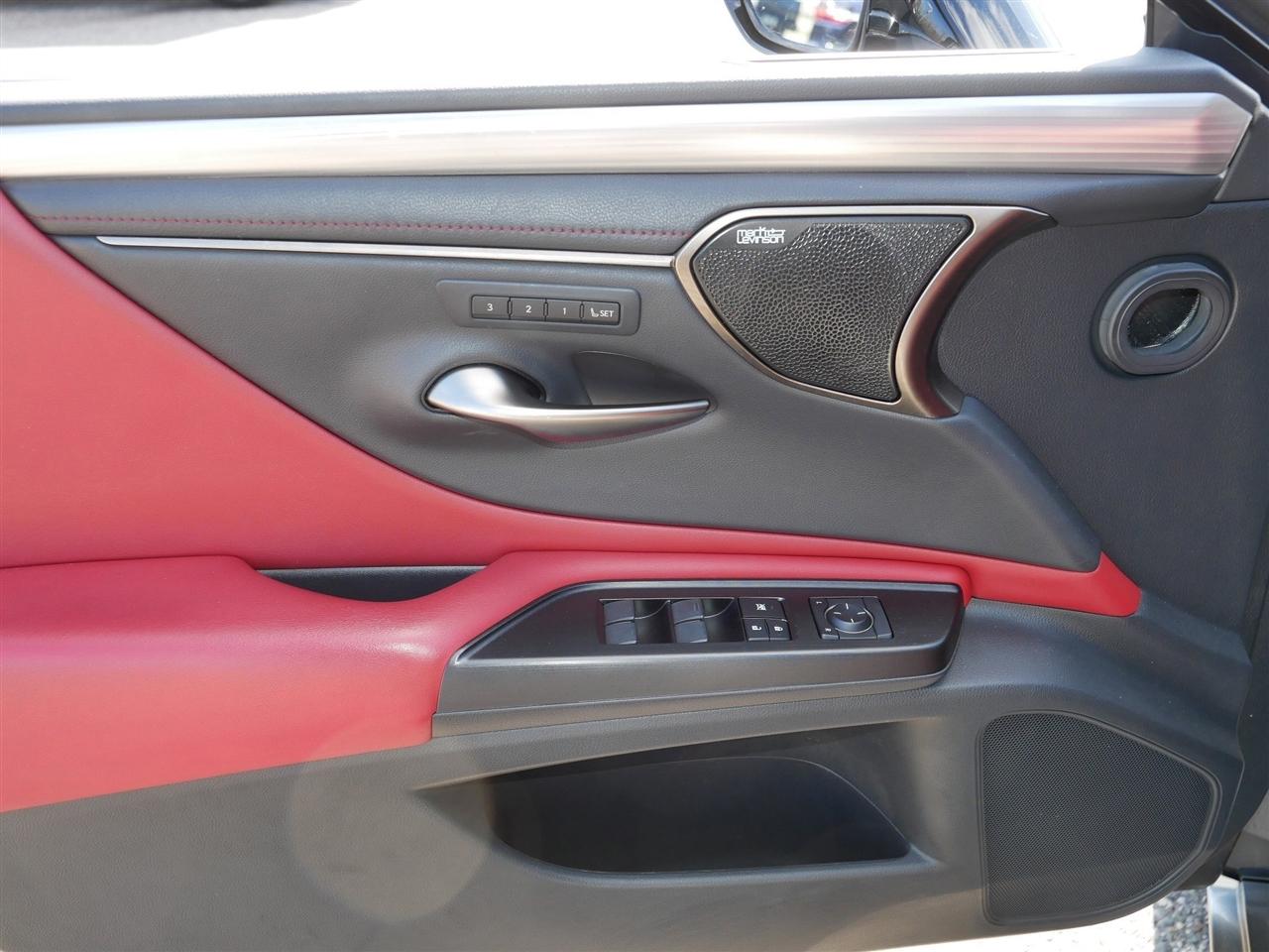 Lexus ES 350 F SPORT 2019