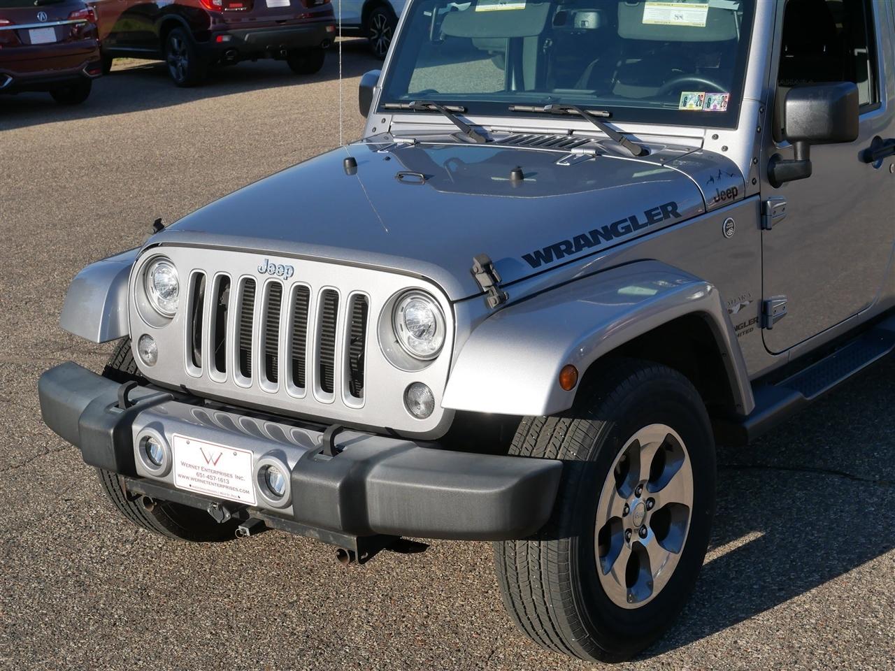 Jeep Wrangler Unlimited Sahara 4WD 2017