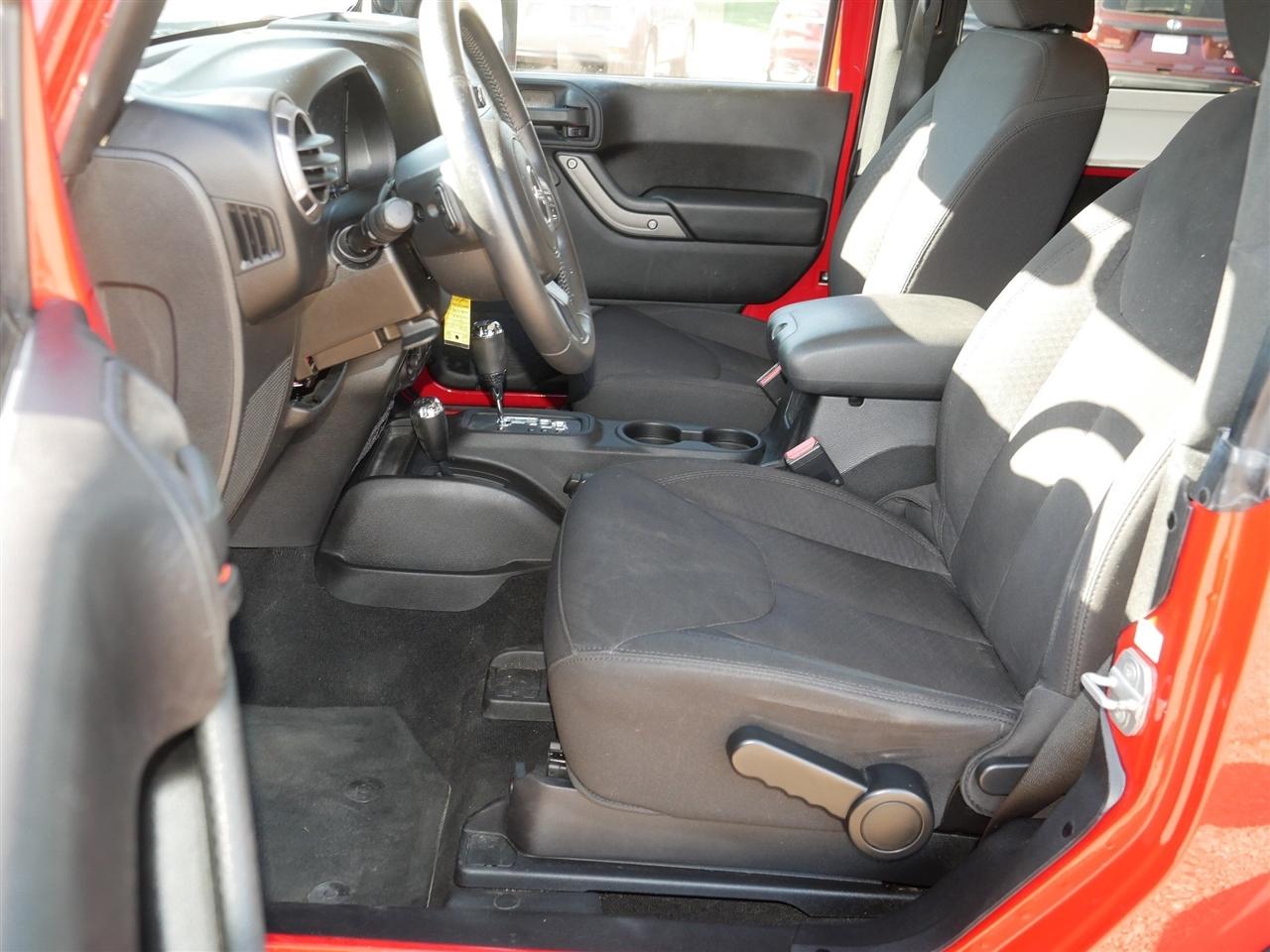 Jeep Wrangler Sport 4WD 2014