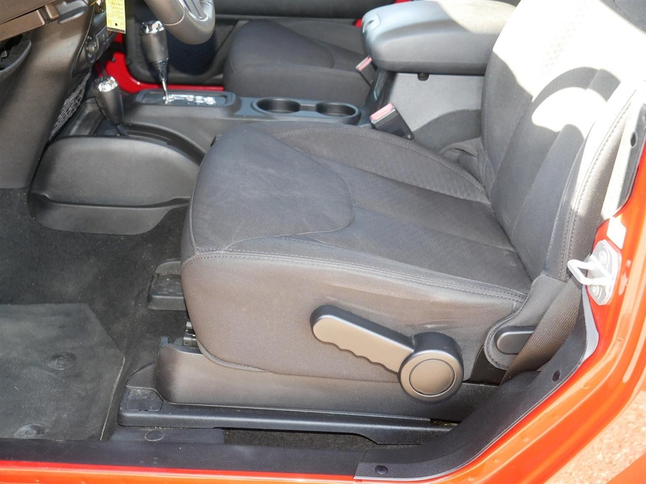 Jeep Wrangler Sport 4WD 2014